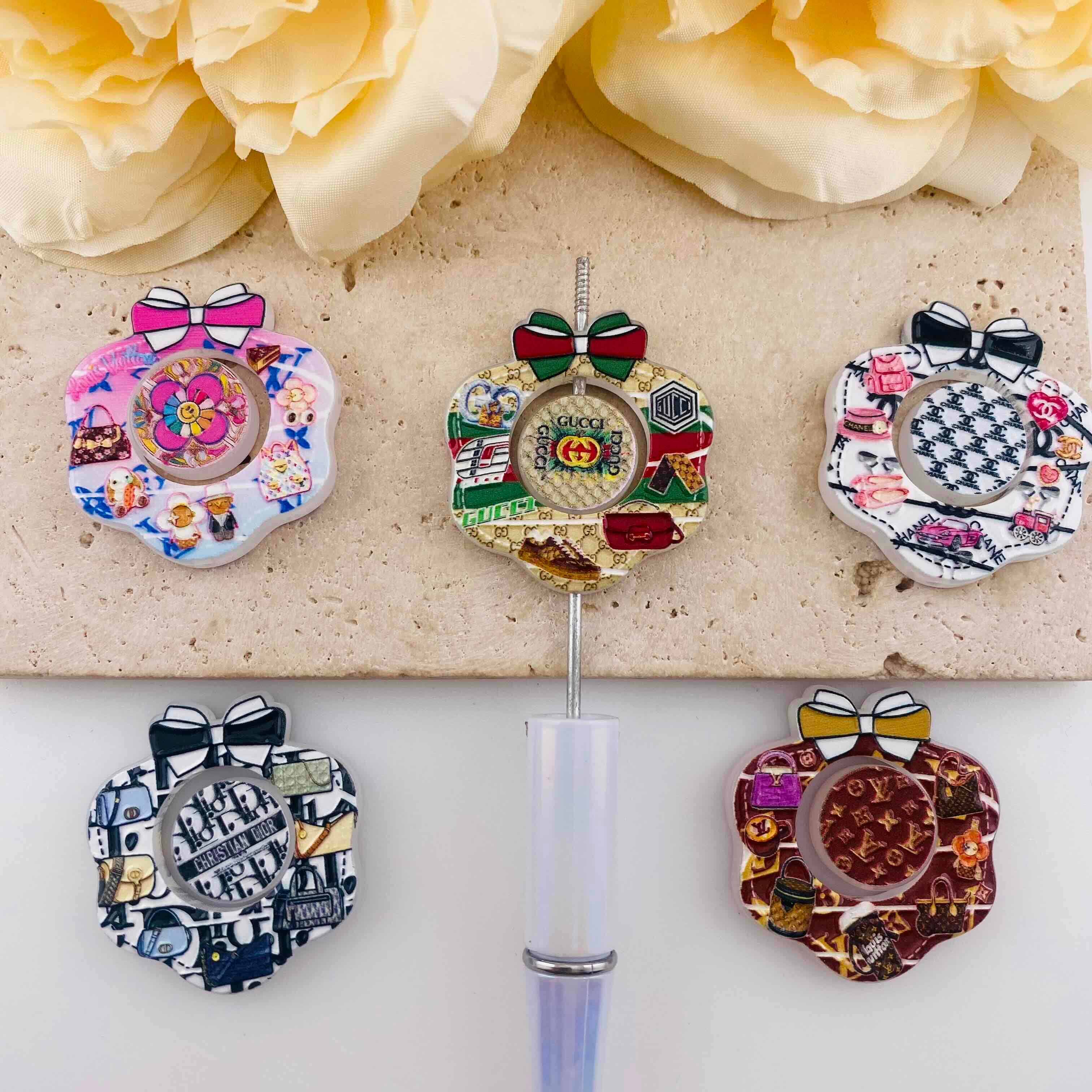 FS20077-About 36*37mm Flower Shape Printed Bow Acrylic Beads