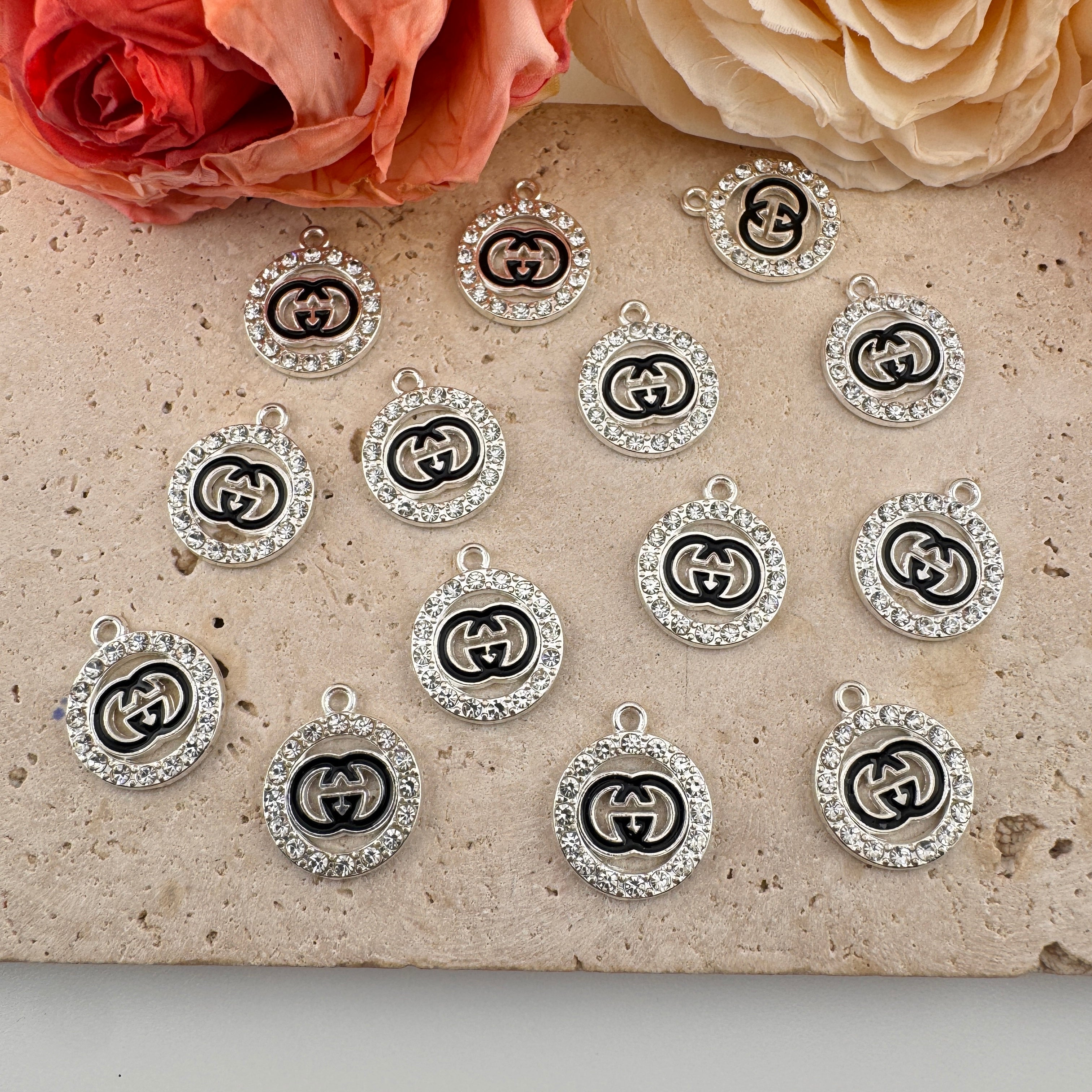 FS3909-About 16×19mm GG Metal Charms