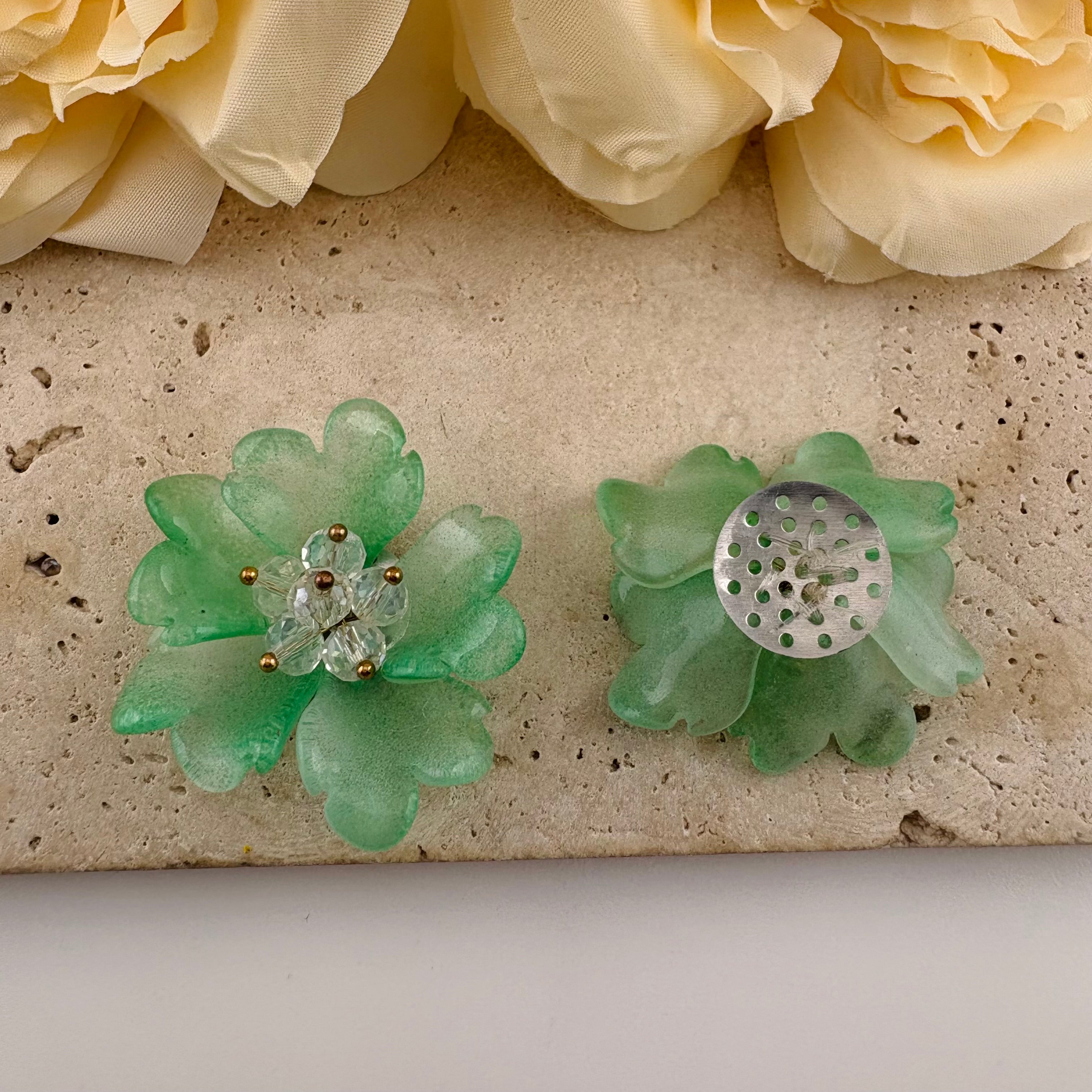 FS6928-About 36mm Glass Flower Patch For Making Fancy Beads