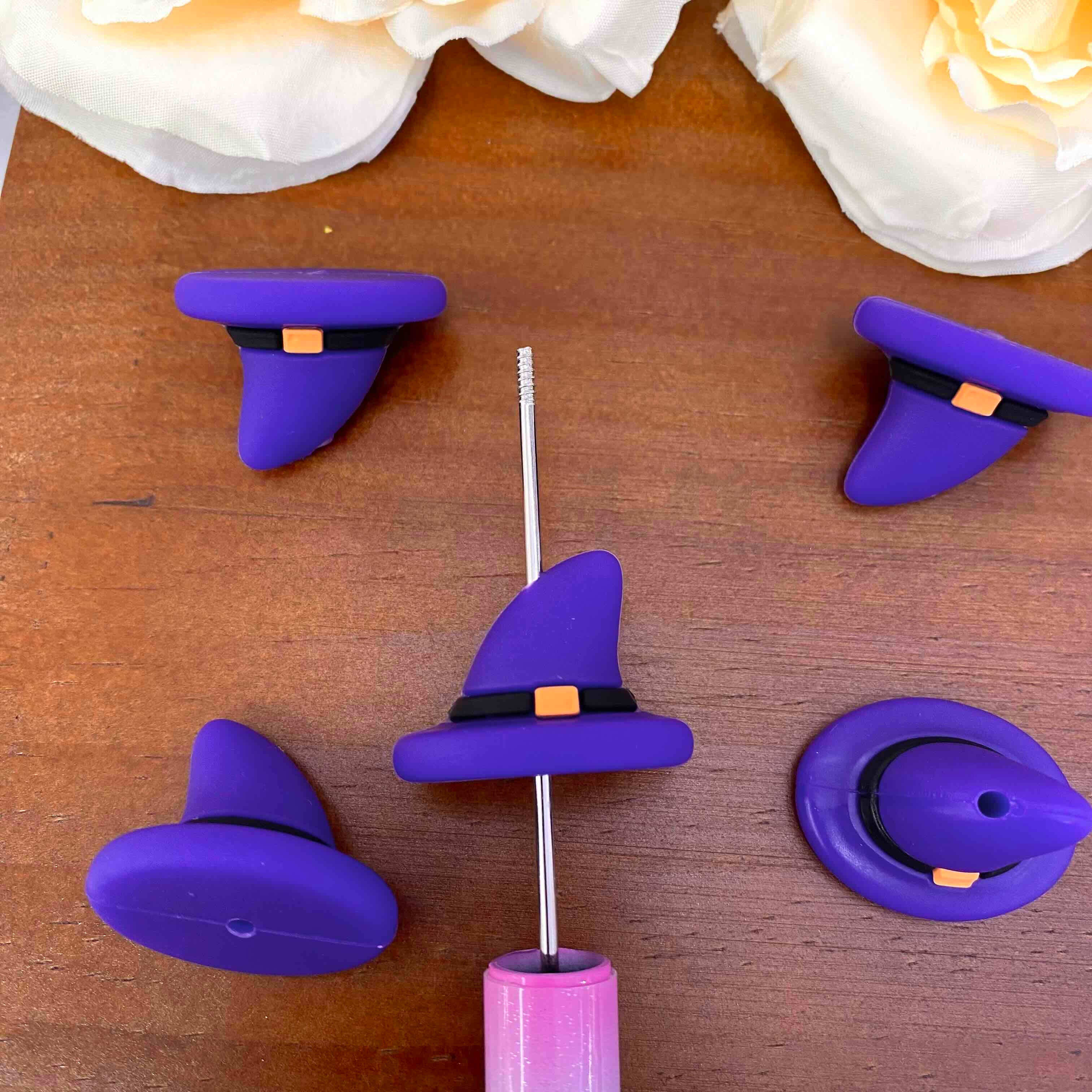 FS20581-3D Witch Hat Silicone Focal Beads