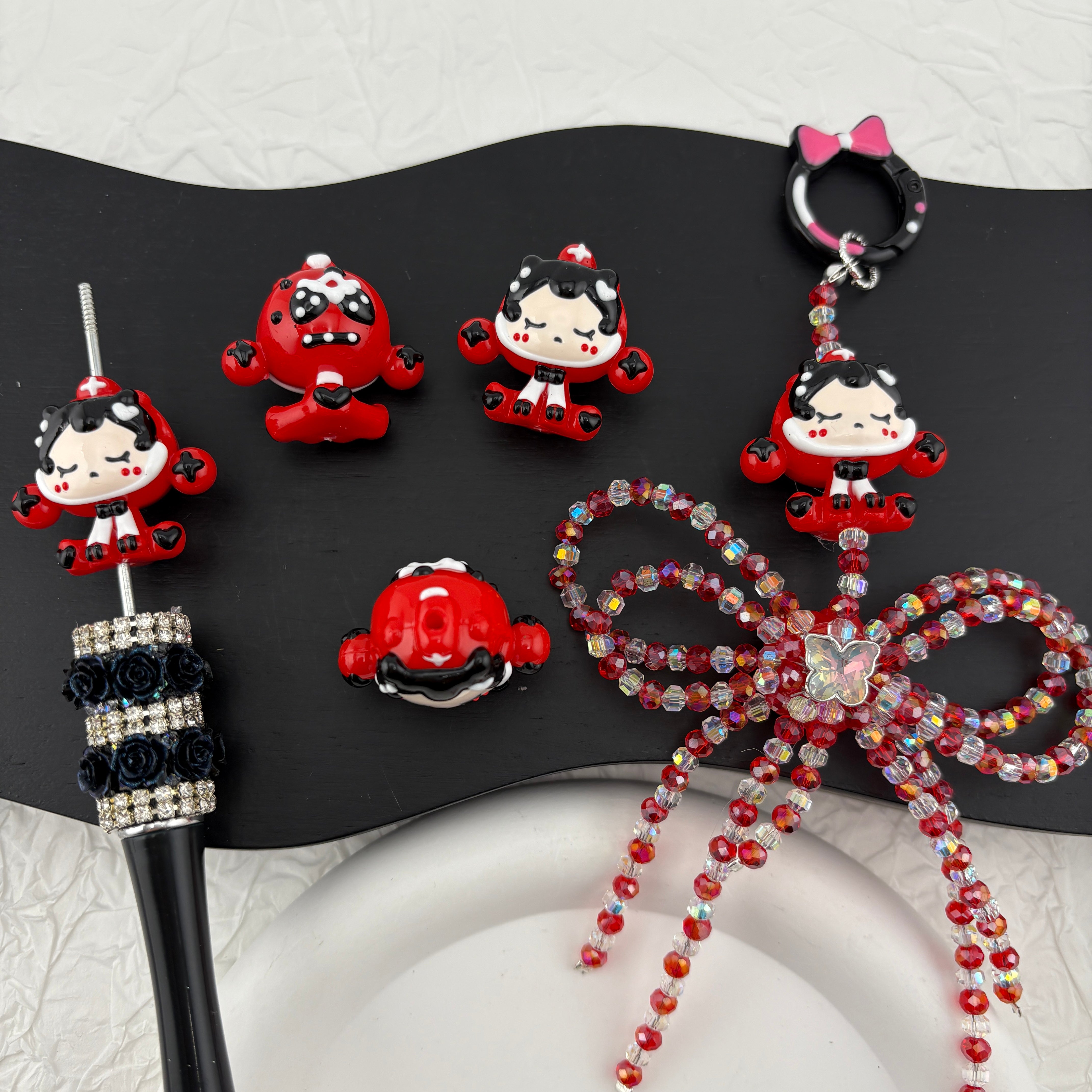 FS2565- 5PCS Red SP black strawberry Hand-painted Beads Fit for Pens