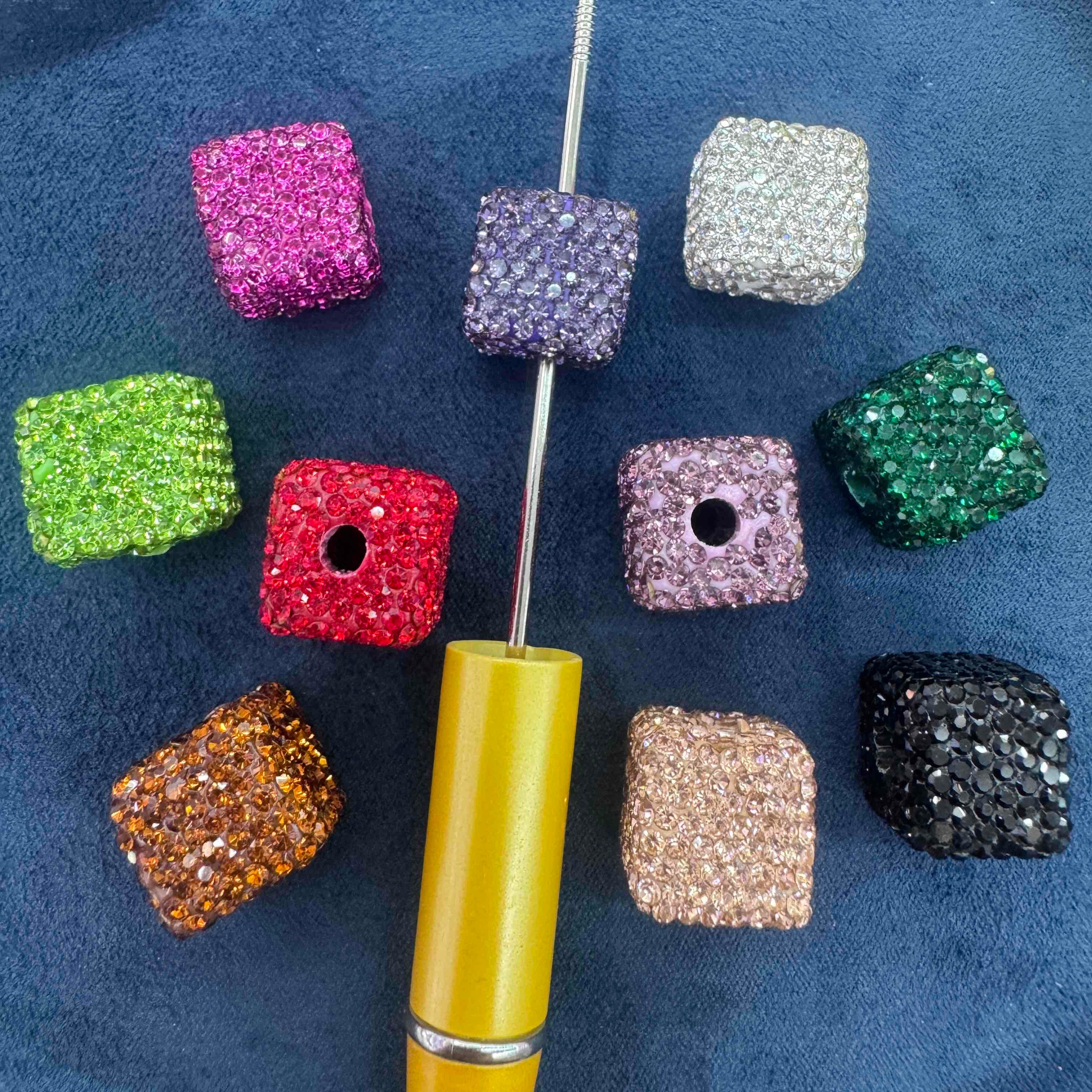 FS20231-16mm Solid Color Rhinestone Clay Cube Beads