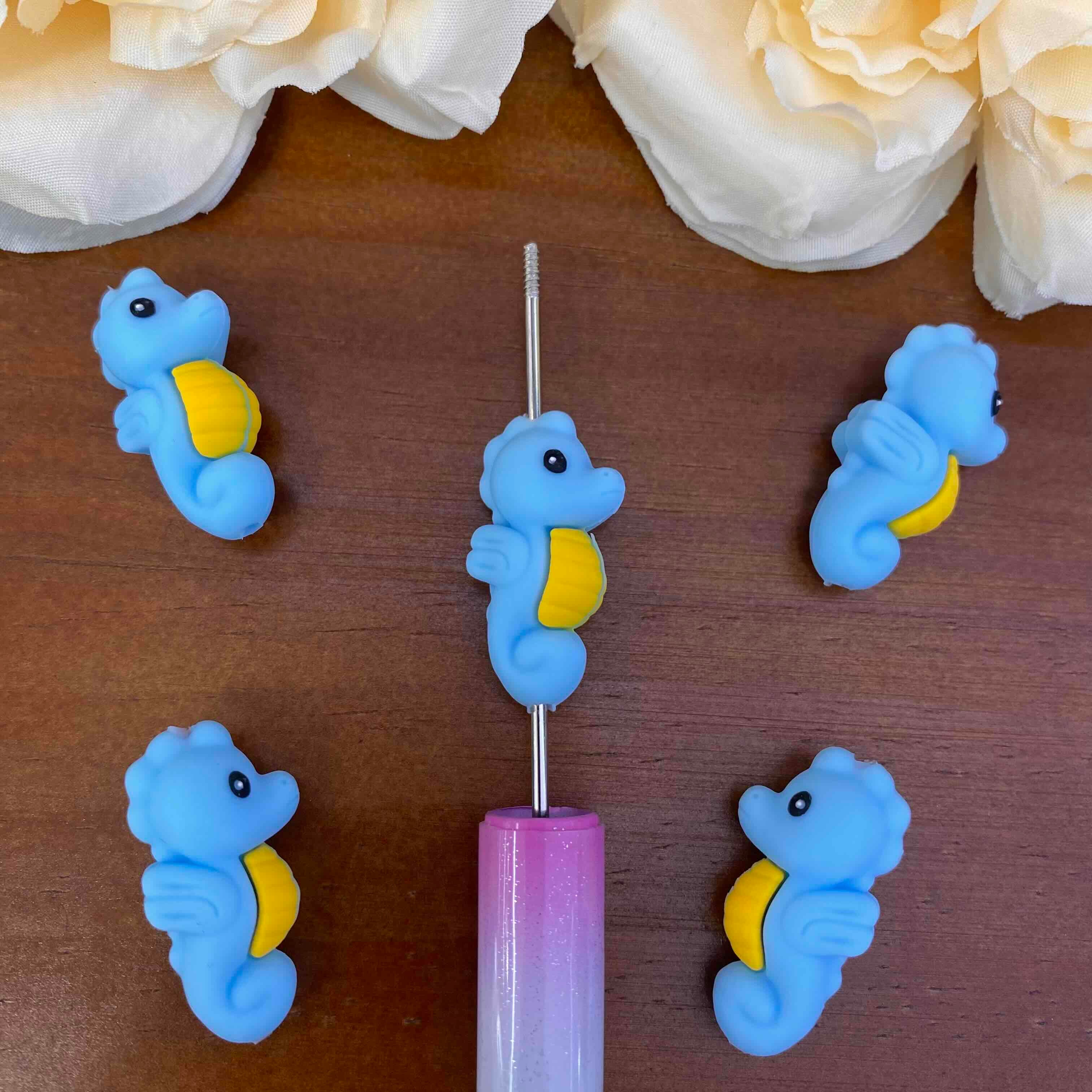 FS20584-3D Seahorse Silicone Focal Beads