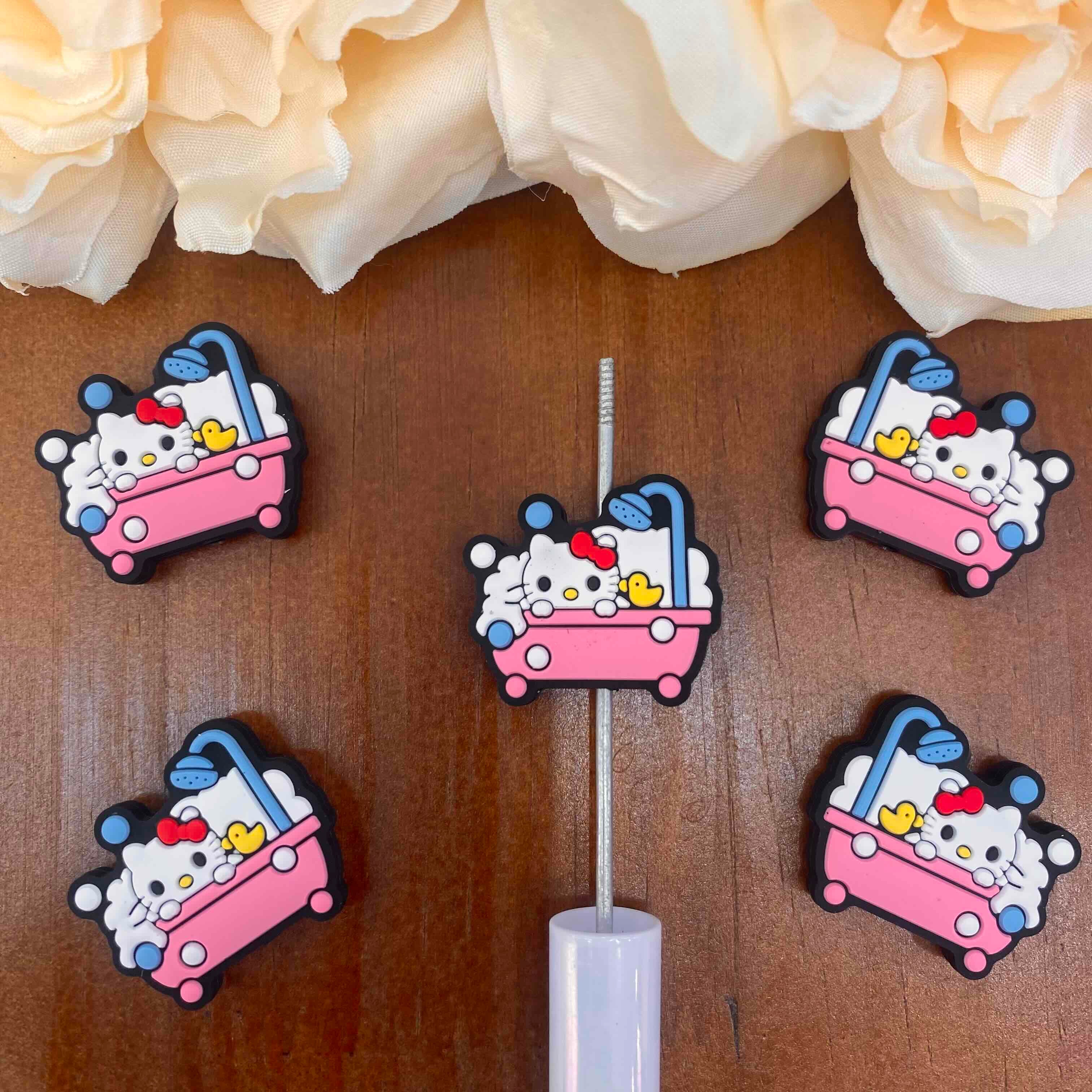 FS20467-Hello Kitty Flat Silicone Focal Beads