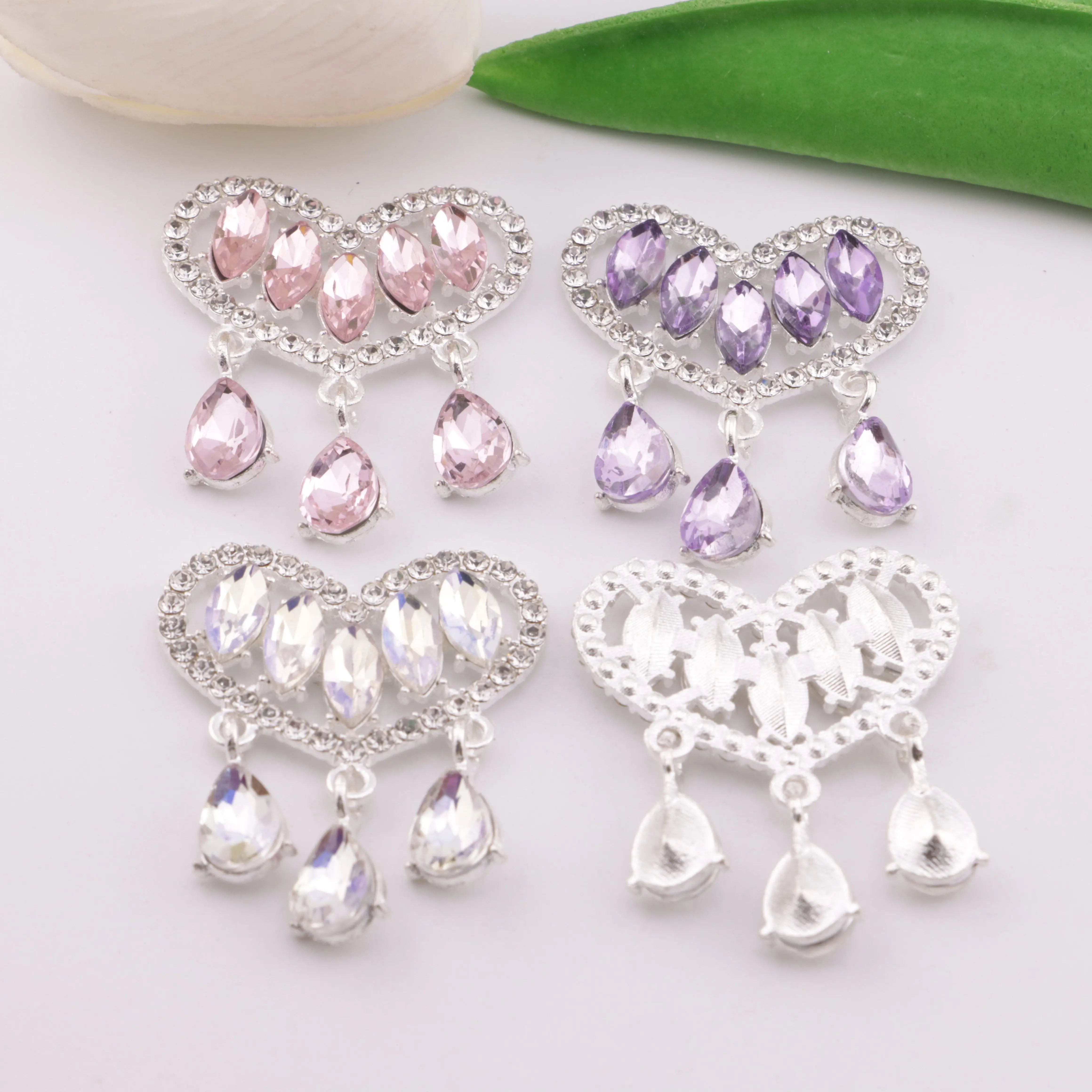 34*40mm Horse - eye Diamond Love - shaped Pendant With Three Drop - shaped Charms Zoe's DIY Shop