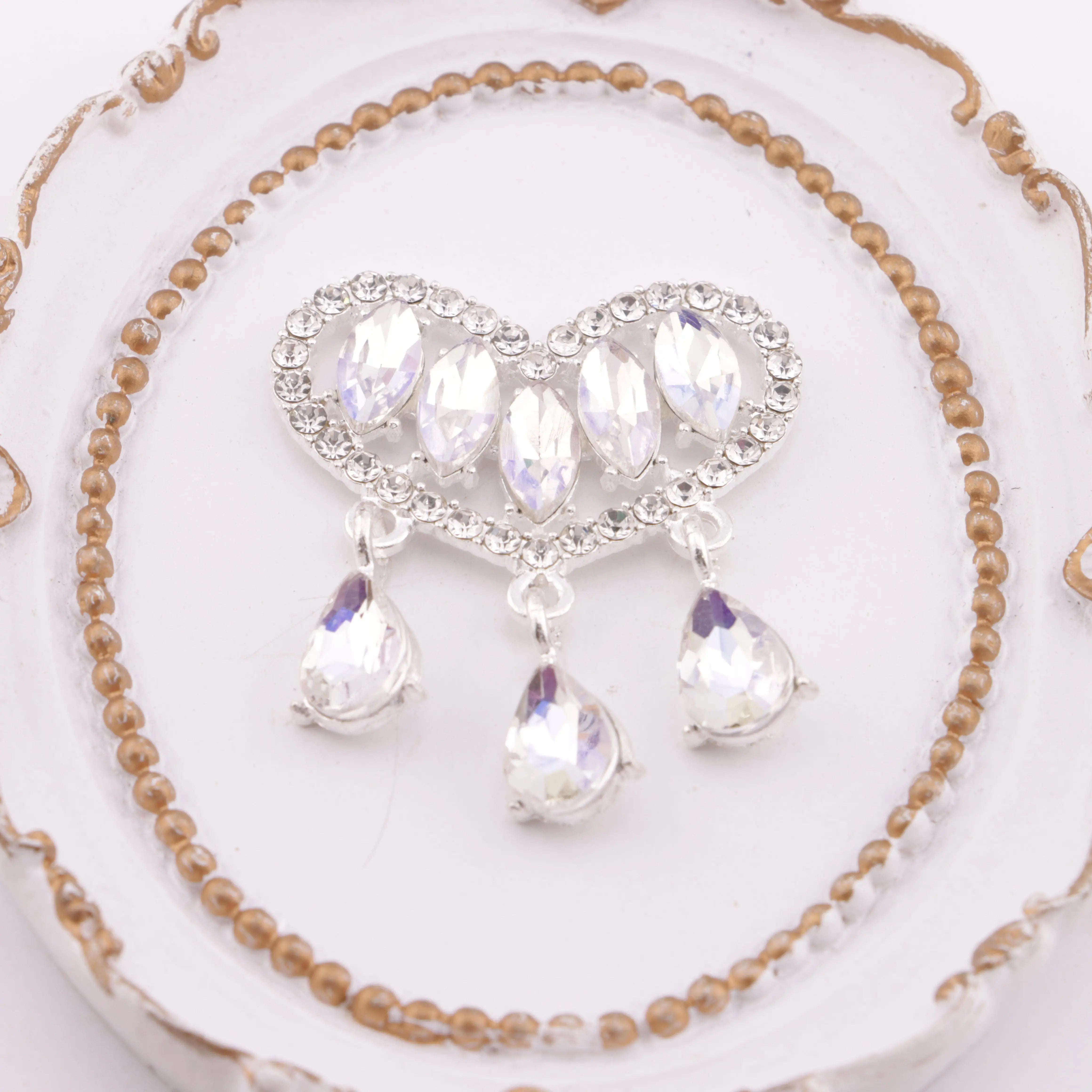 34*40mm Horse - eye Diamond Love - shaped Pendant With Three Drop - shaped Charms Zoe's DIY Shop