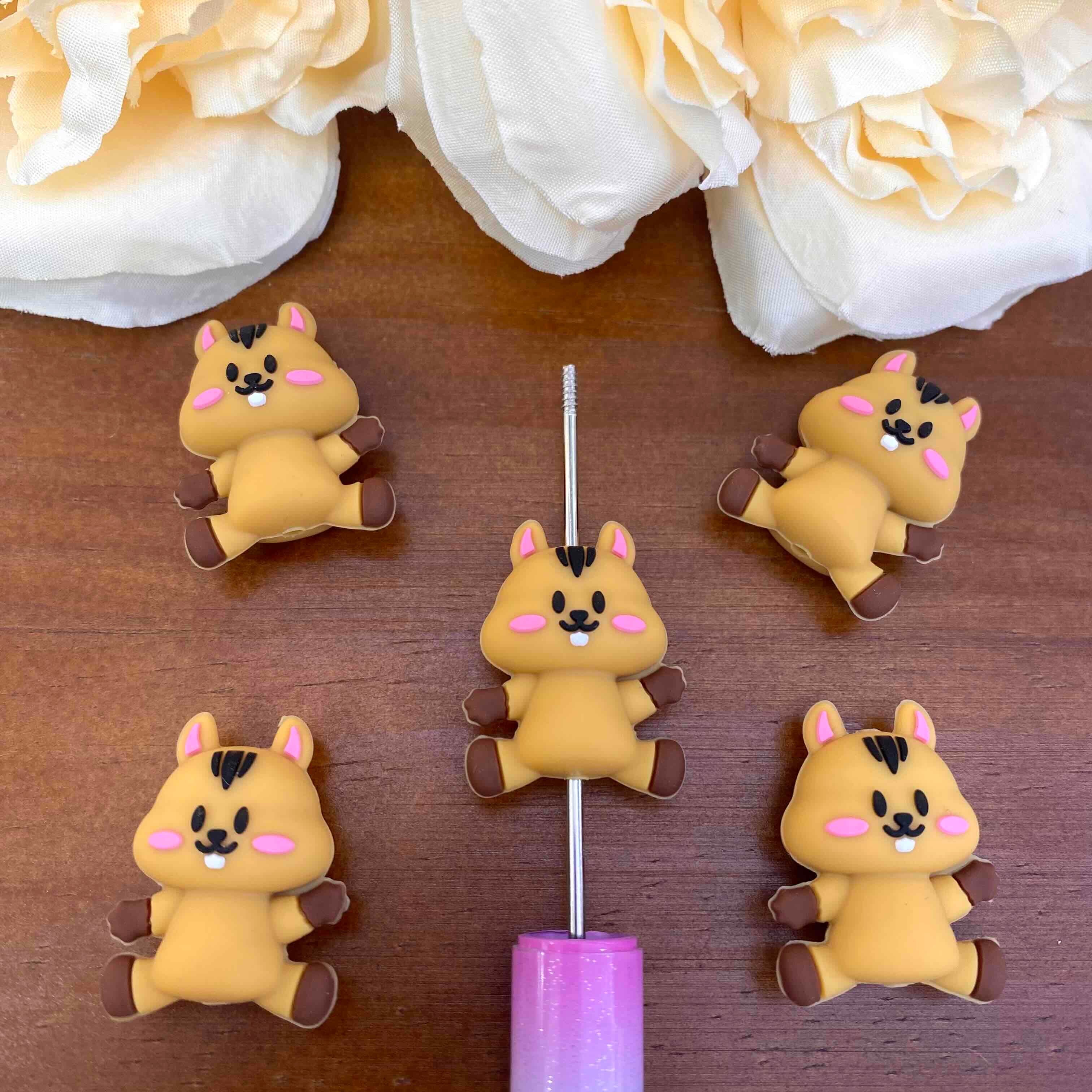 FS20520-3D Chipmunk Silicone Focal Beads