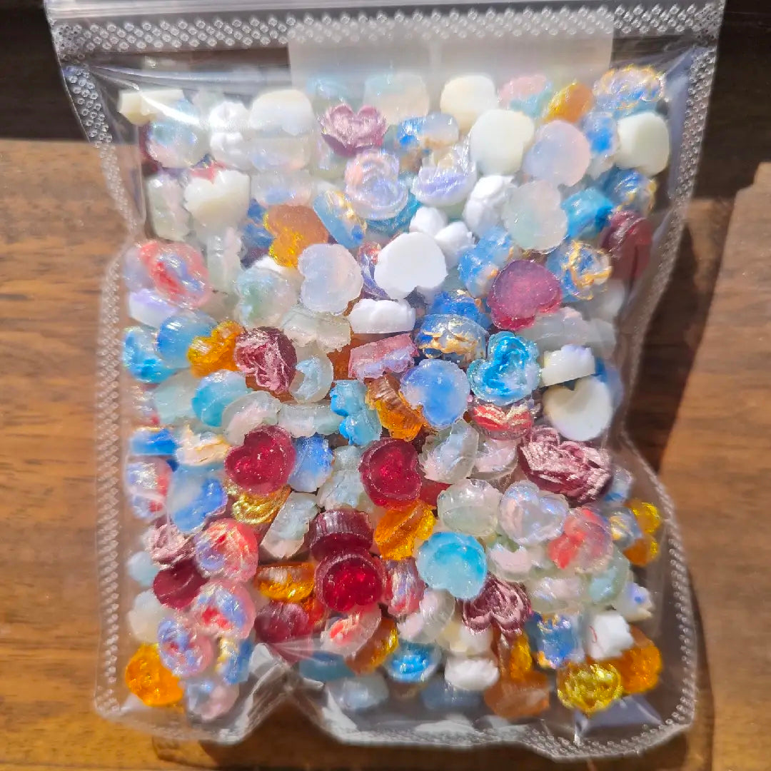 FS6300-About 9*10MM Luminous Heart Charms Zoe DIY Wholesale