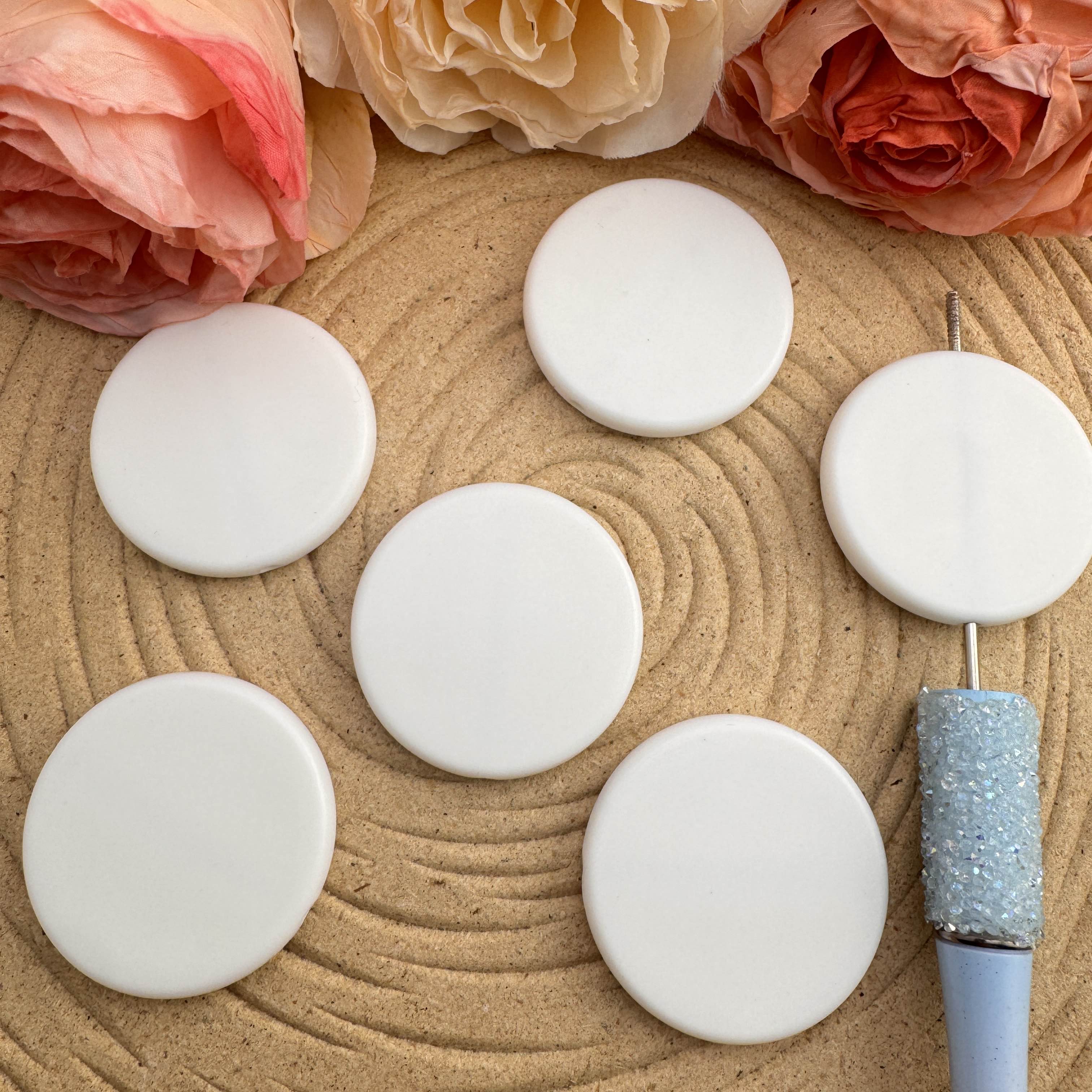 FS4651-40MM White Big Round Plate Based Beads Zoe DIY Wholesale