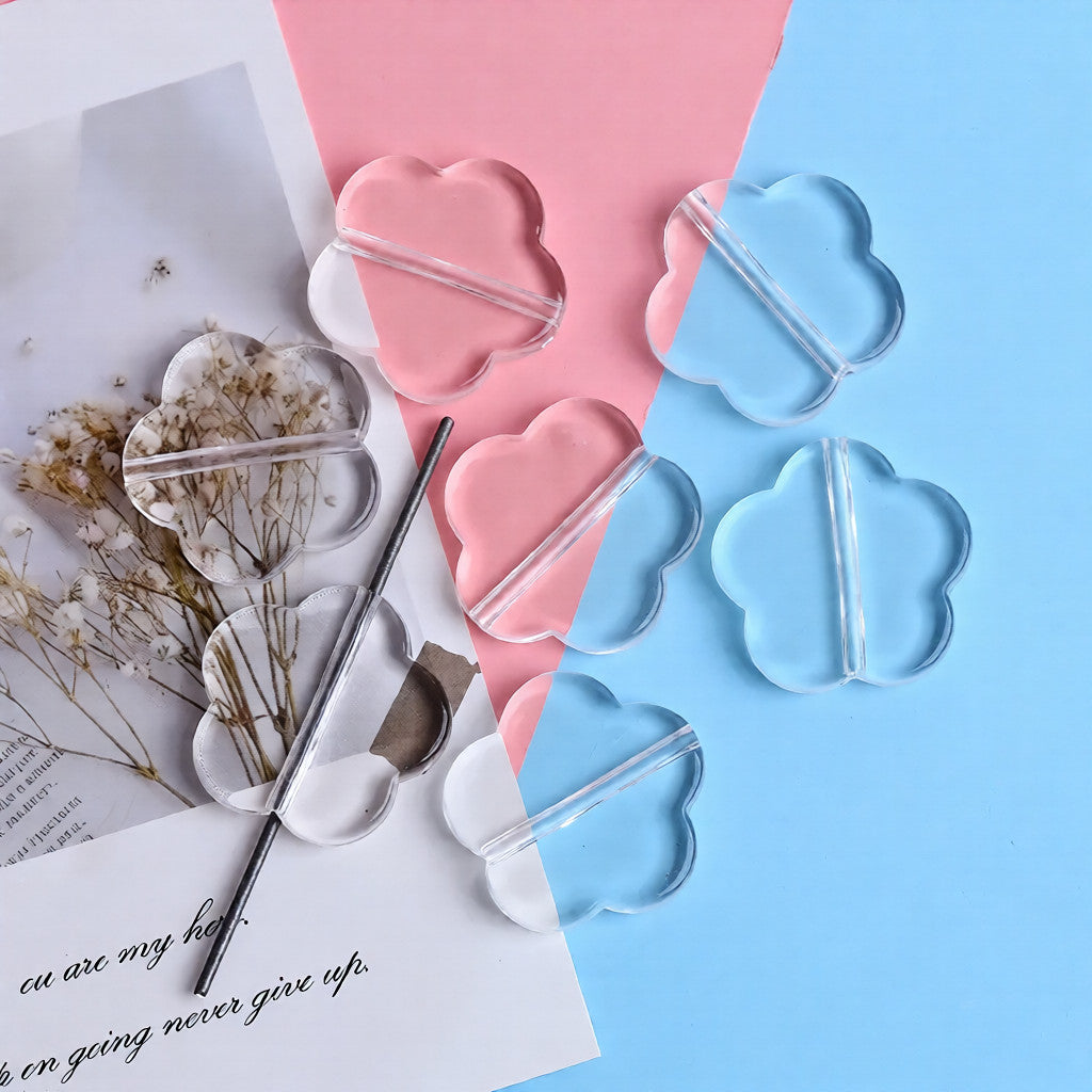 FS6218-32MM Clear Five Petal Flower Based Beads