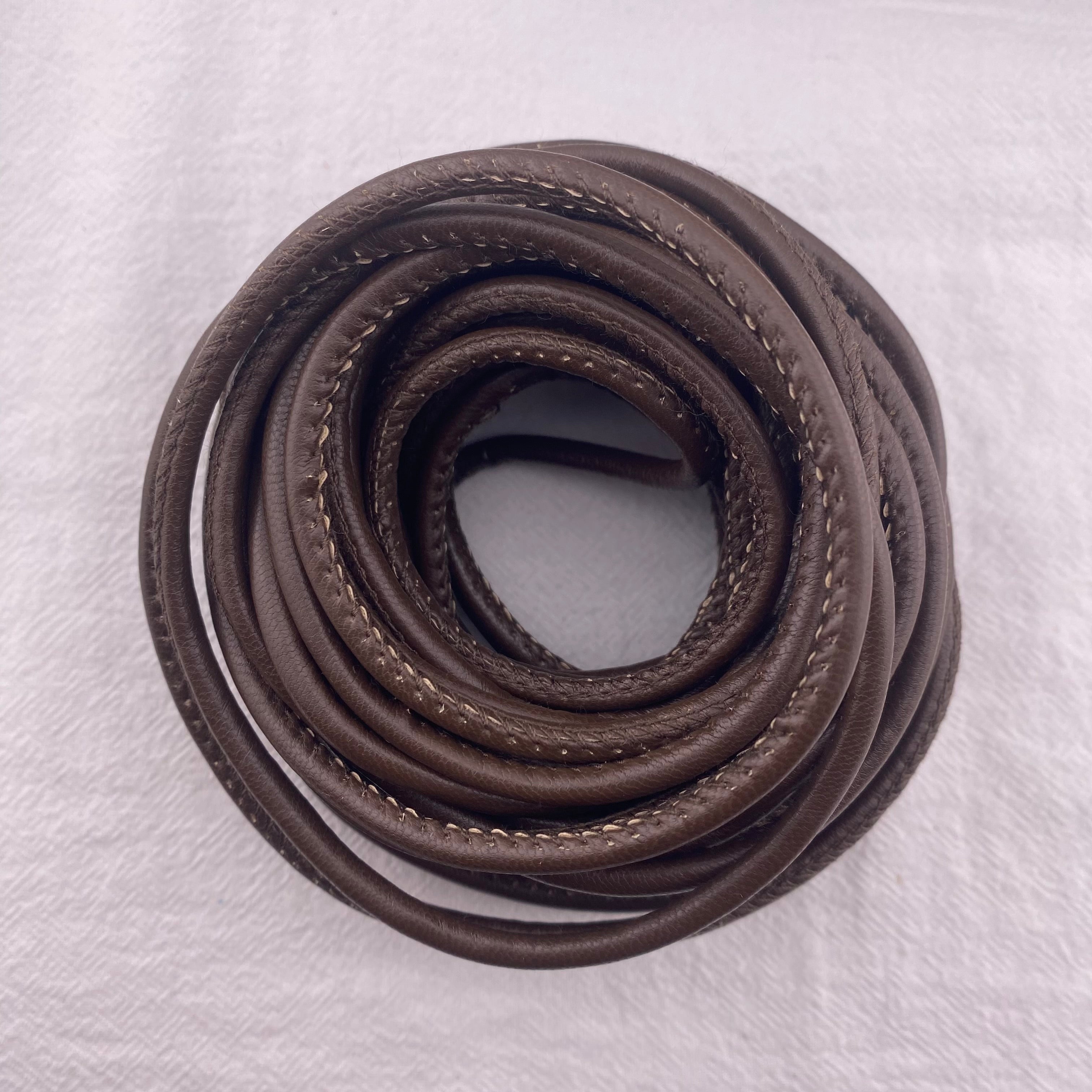 FS5902- Diameter: 4 Mm, Leather Cord Zoe's DIY Shop