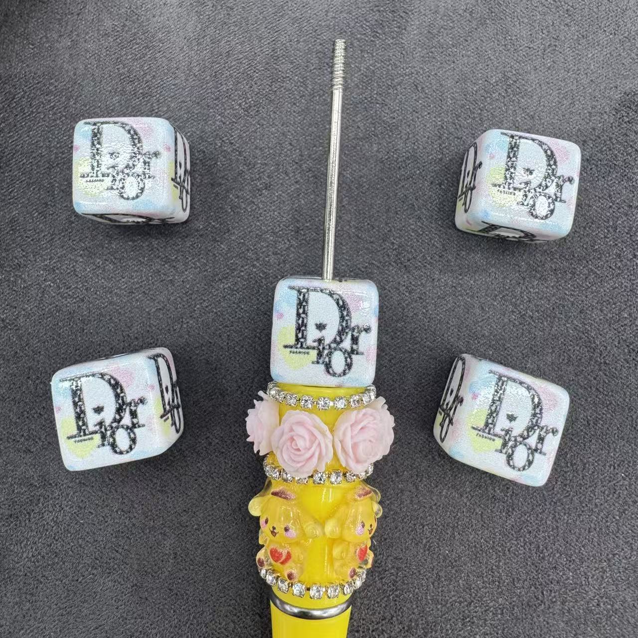 Cube Acrylic Beads