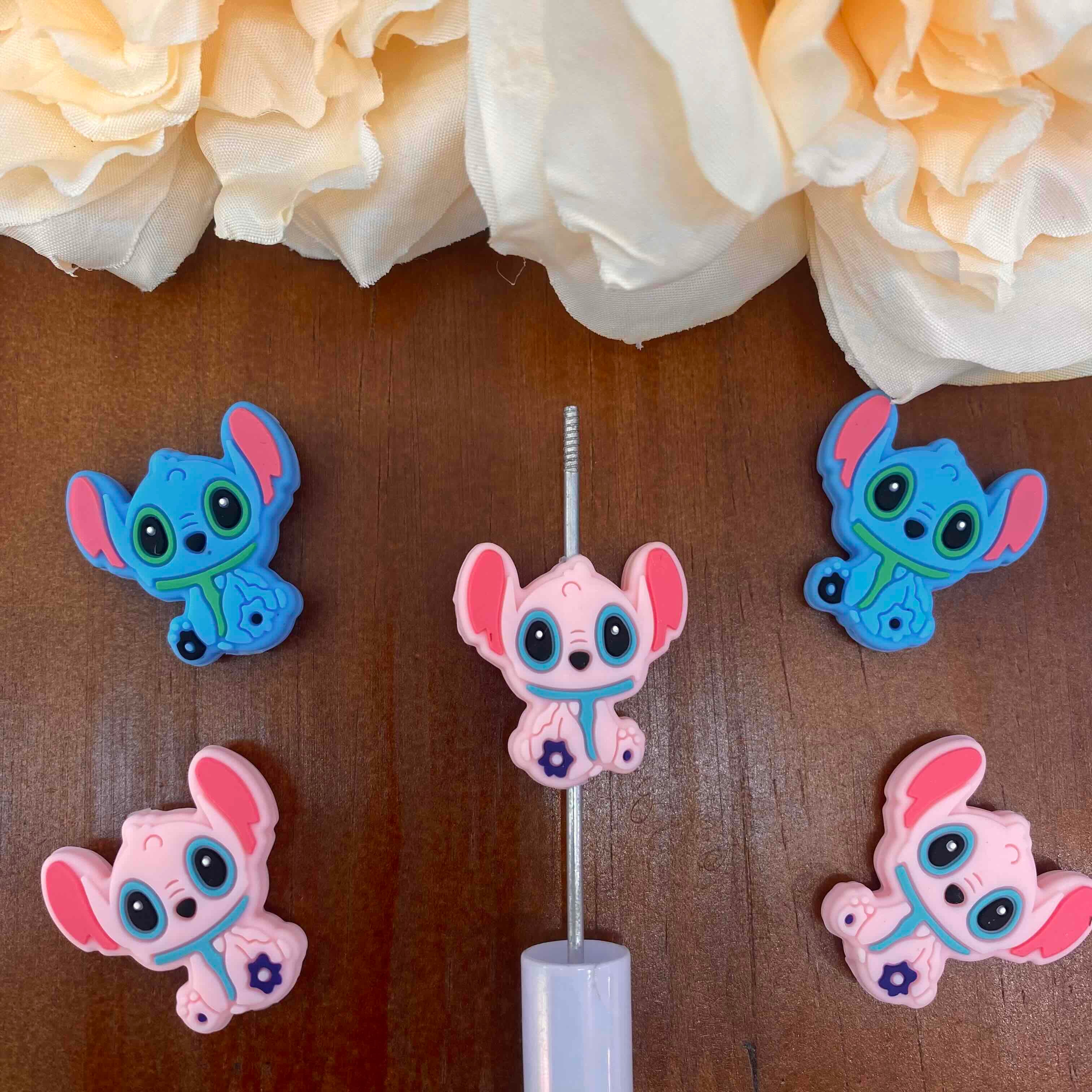 FS20480-Stitch Flat Silicone Focal Beads