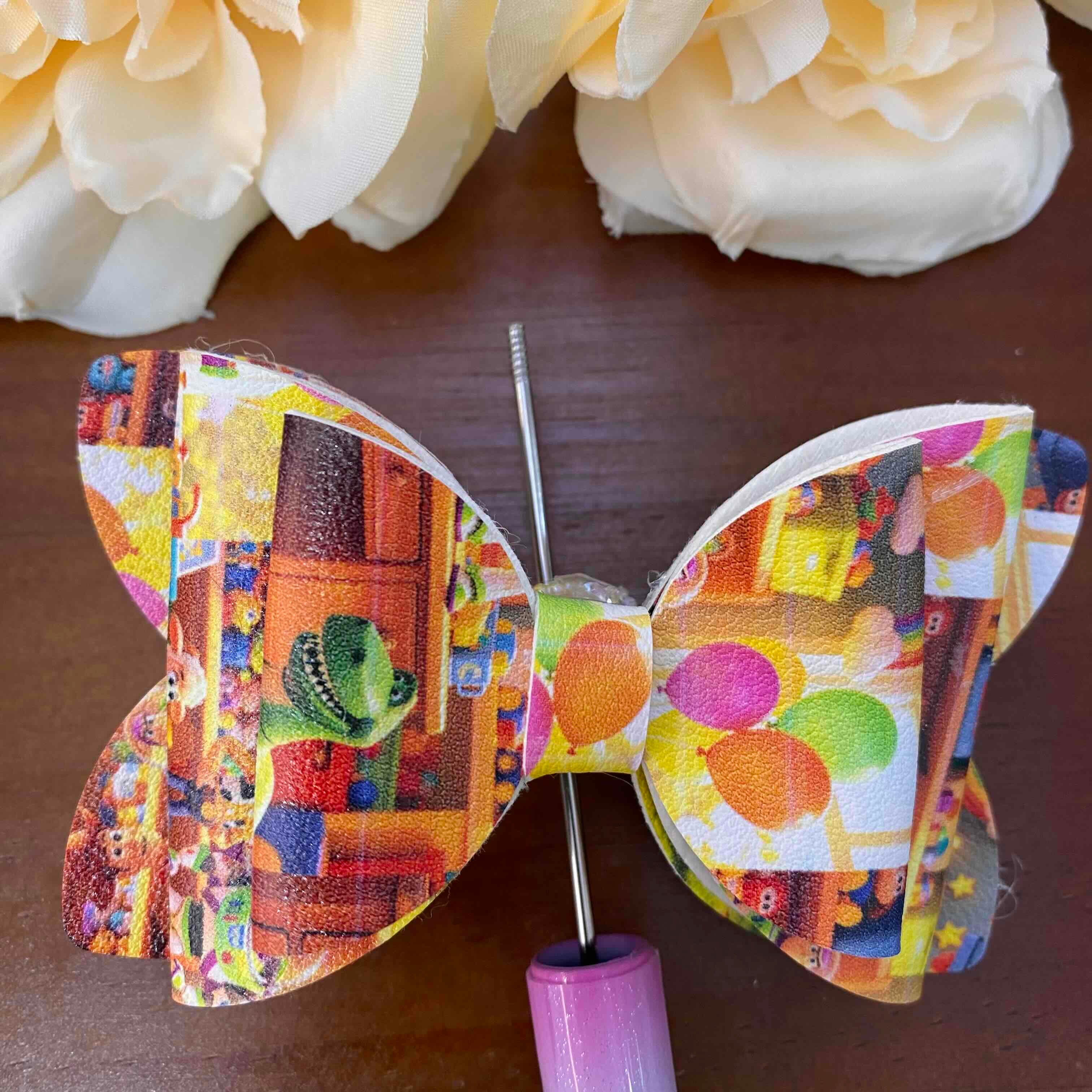 FS20624-Toy Story Sugar Bow Beads