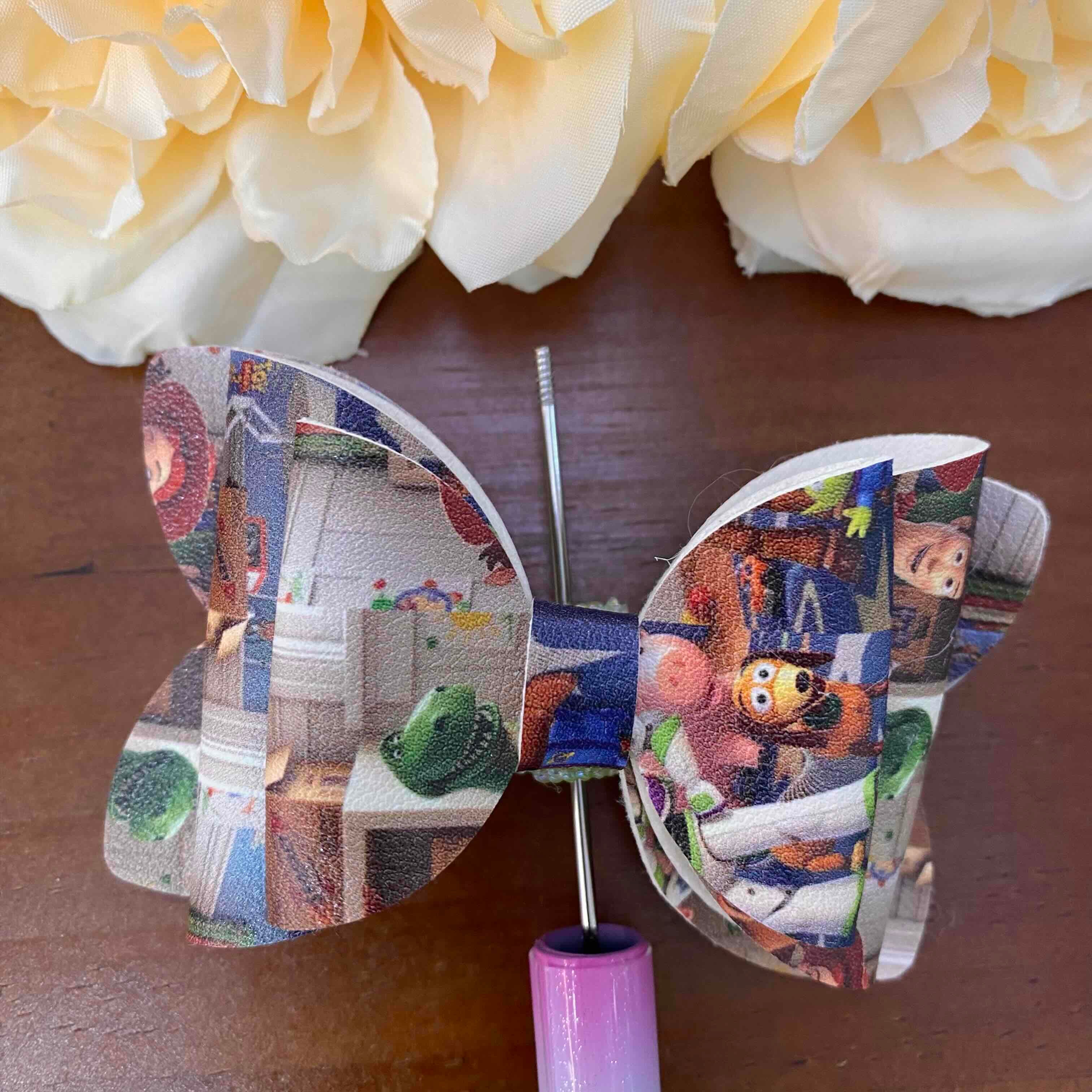 FS20624-Toy Story Sugar Bow Beads