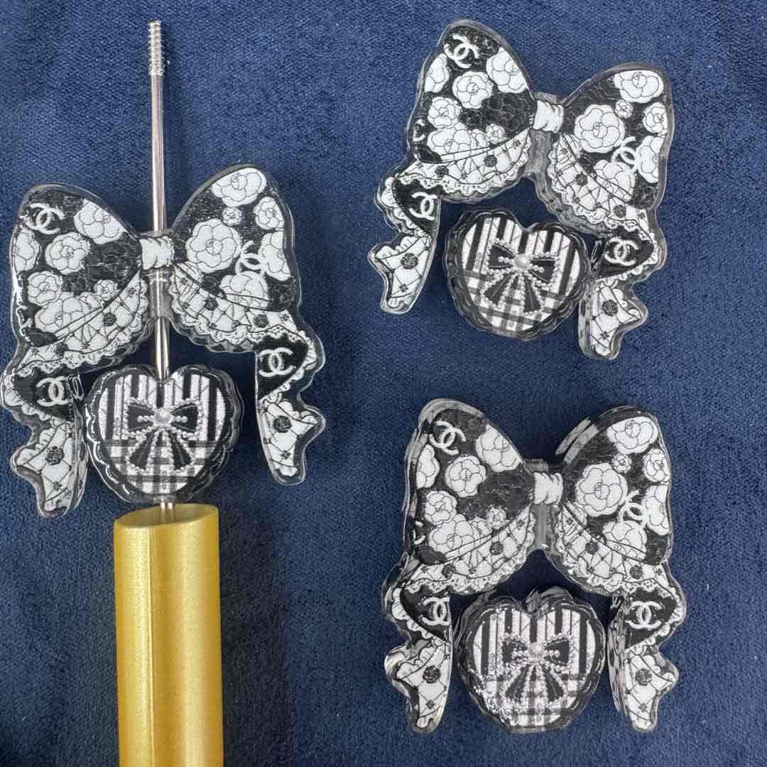 FS20275-Black White Camellia Floral Bow Acrylic Focal Beads