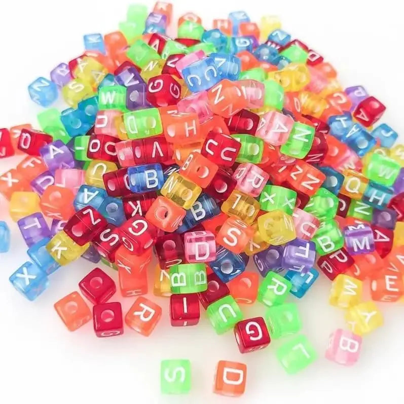 5.5*5.5MM Square Black Background Gold English Letter Acrylic Beads DIY Jewelry Bracelet Necklace Keychain Making Zoe DIY Wholesale