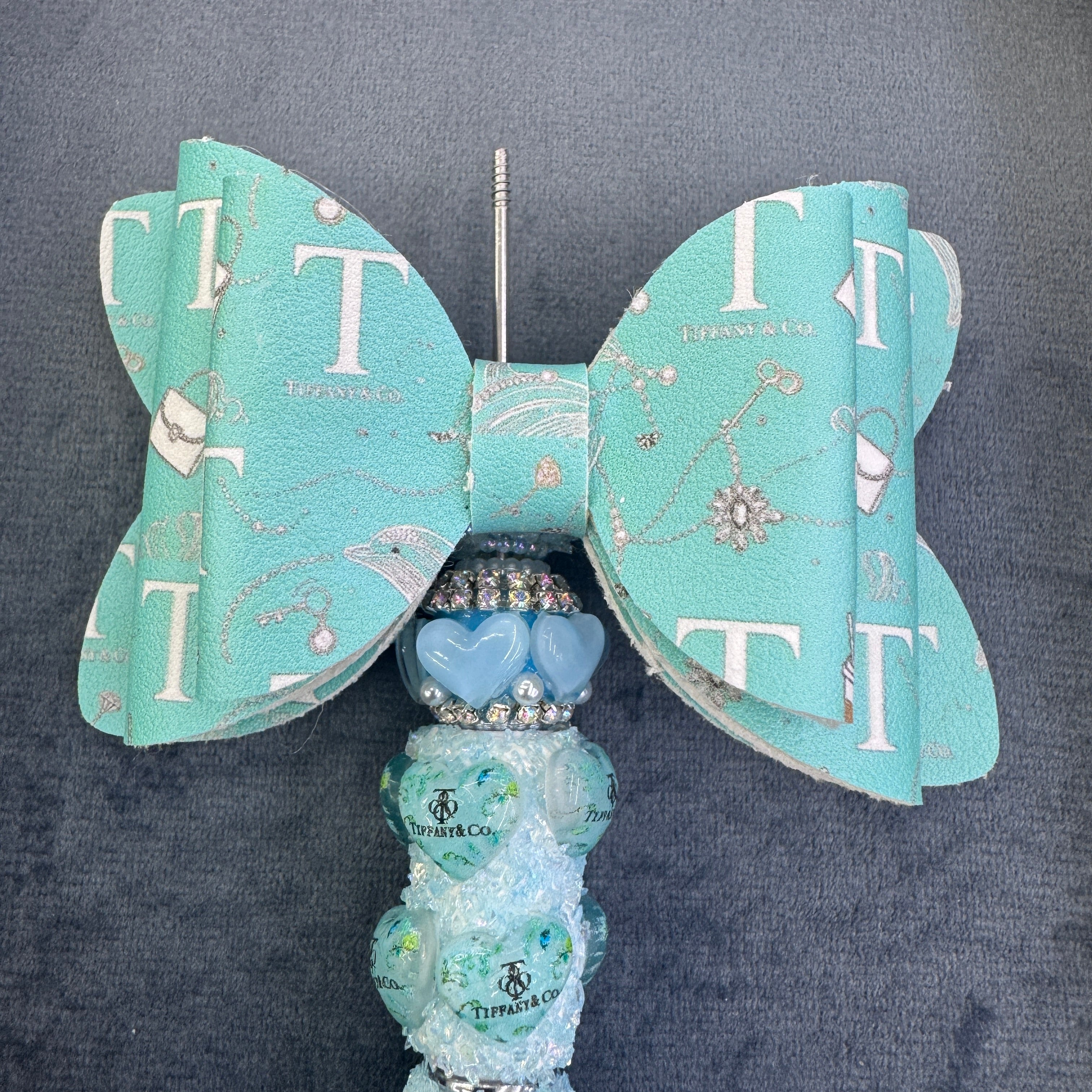 FS20233-Tiffany Sugar Bow Beads