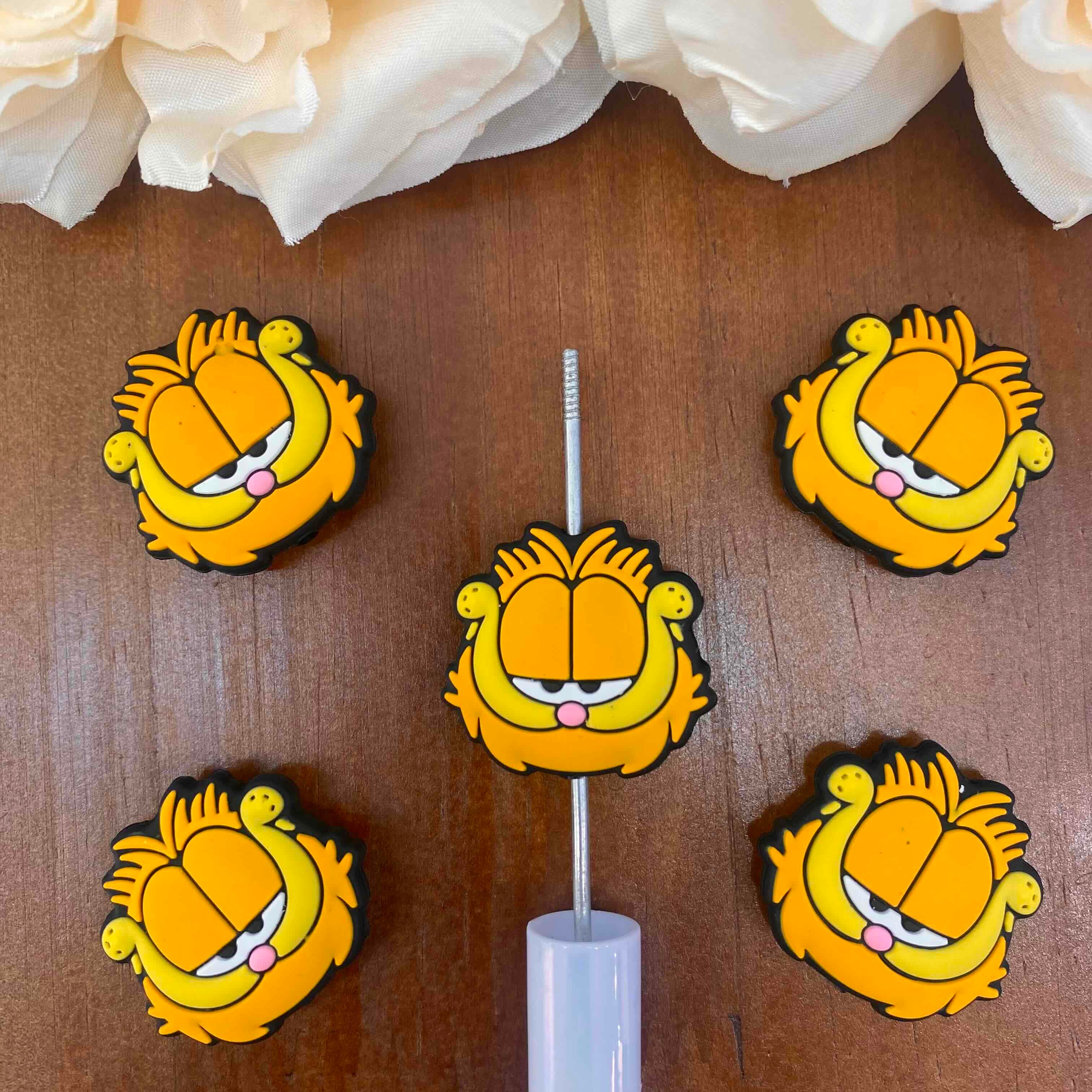 FS20437-Garfield Flat Silicone Focal Beads