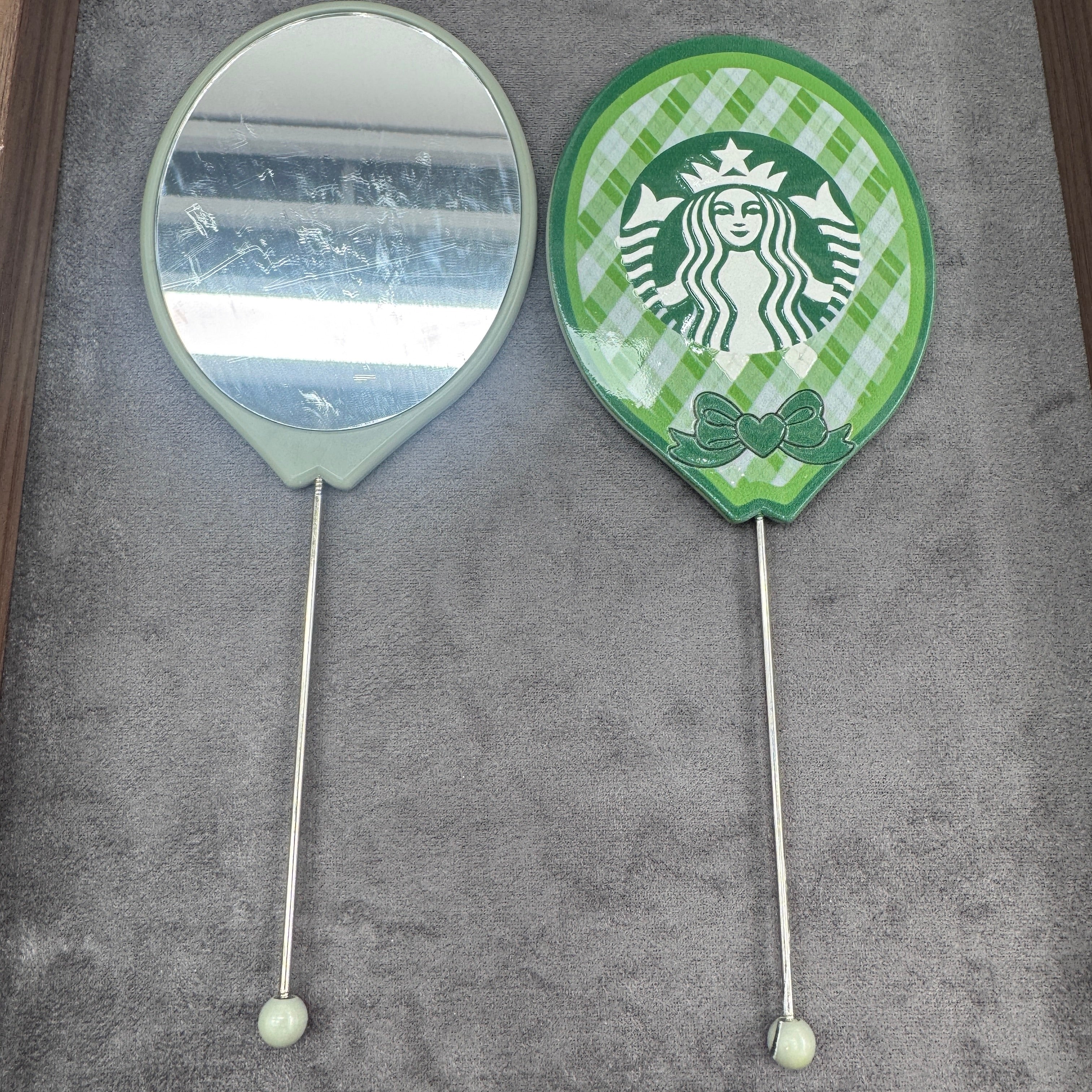 DIY Balloon-Shape Beadable mirror in Green Color As Picture Shows