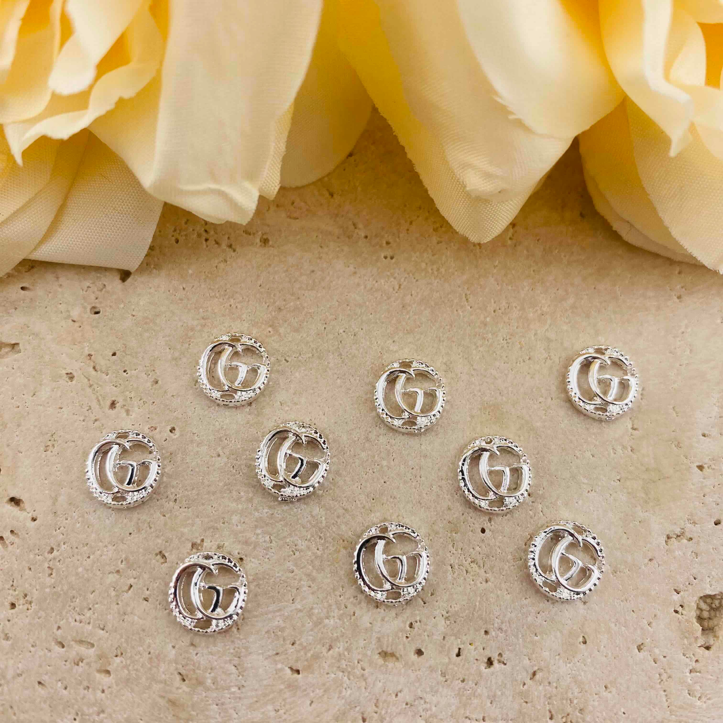 FS4710- 8mm GG Metal Nail Charms
