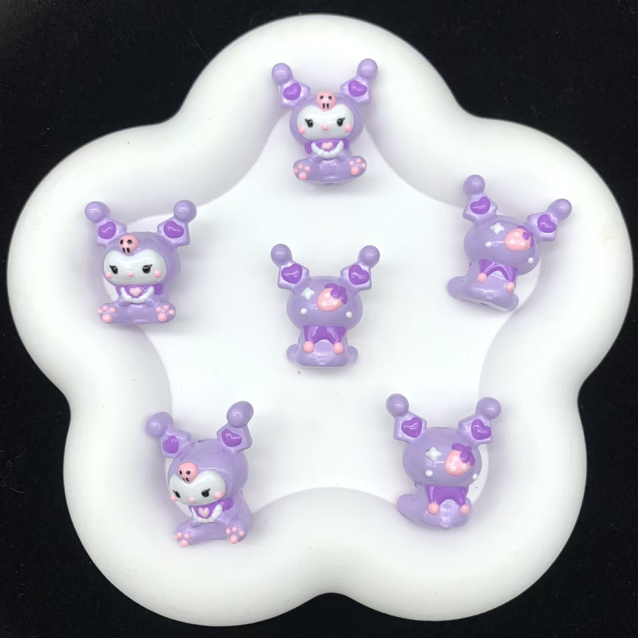 FS4343- Coolmint Three-Dimensional Hand-Painted Beads