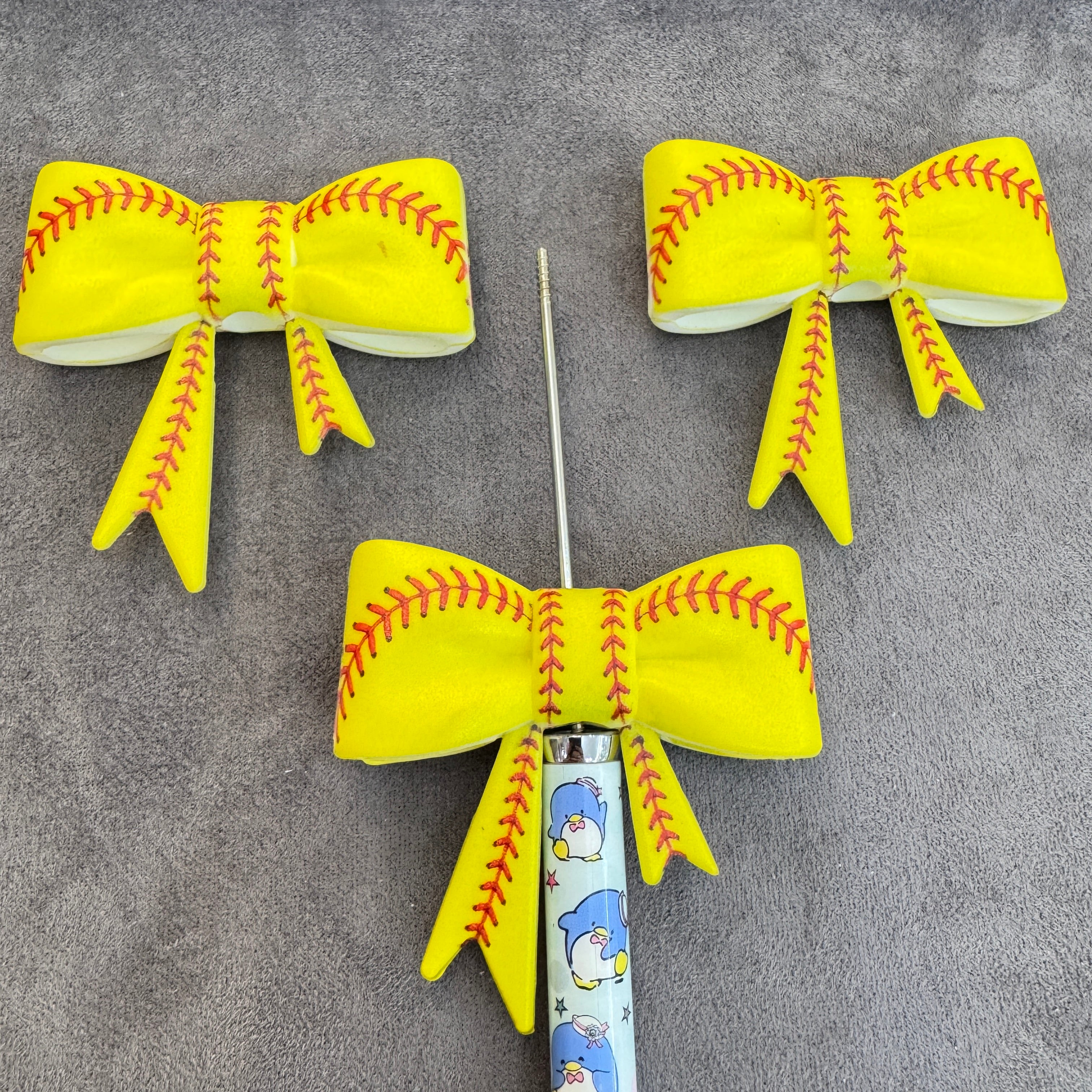 Silicone Focal Beads 3D Bowtie Shape with Softball‑Stitching Prints