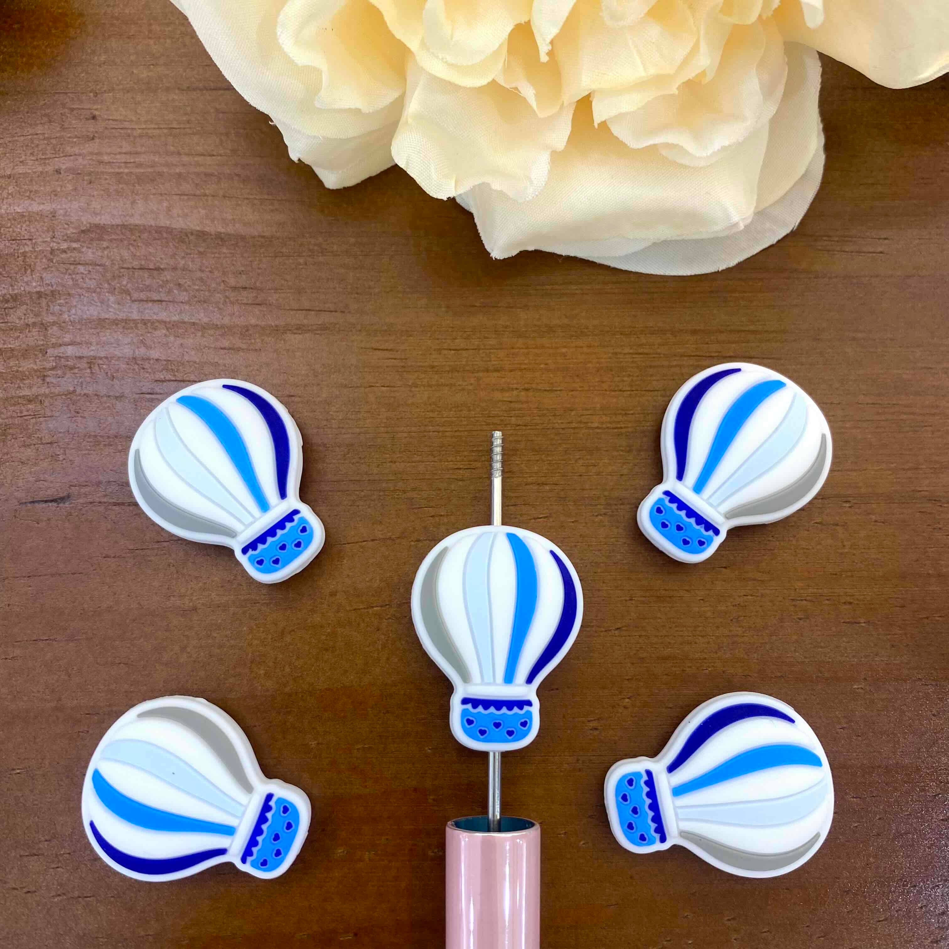 FS20148-Hot Air Balloon Flat Silicone Focal Beads