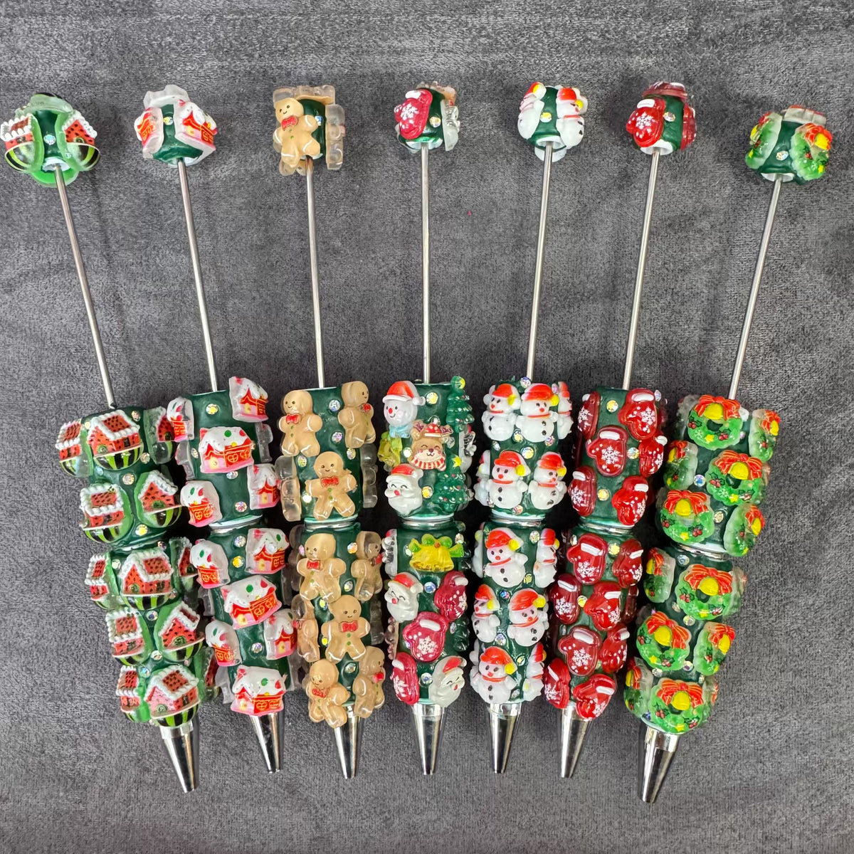 Gingerbread Man Santa Claus Tree and AB Rhinestones Beadable Clay Pens, Christmas Series,Red Clay Base