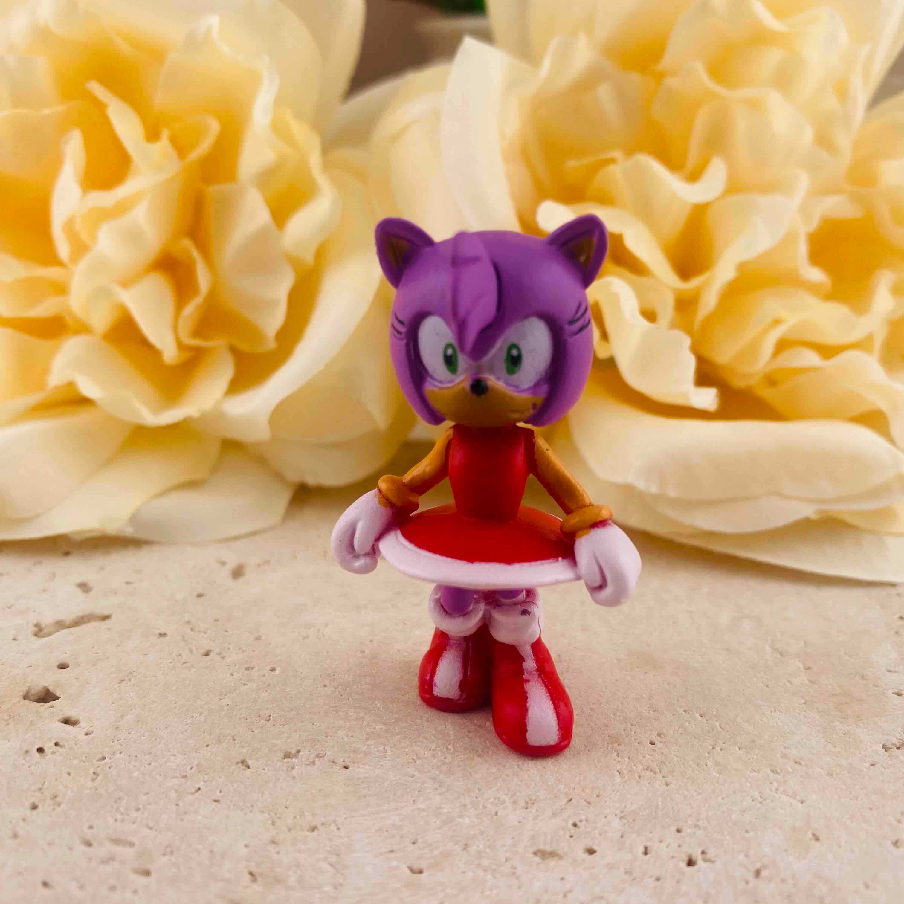 FS19992-About 28*45mm Amy Rose Sonic Series Resin Figurine