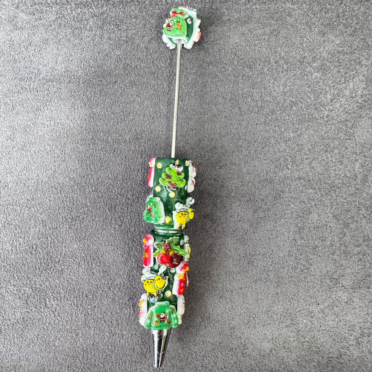Gingerbread Man Santa Claus Tree and AB Rhinestones Beadable Clay Pens, Christmas Series,Red Clay Base