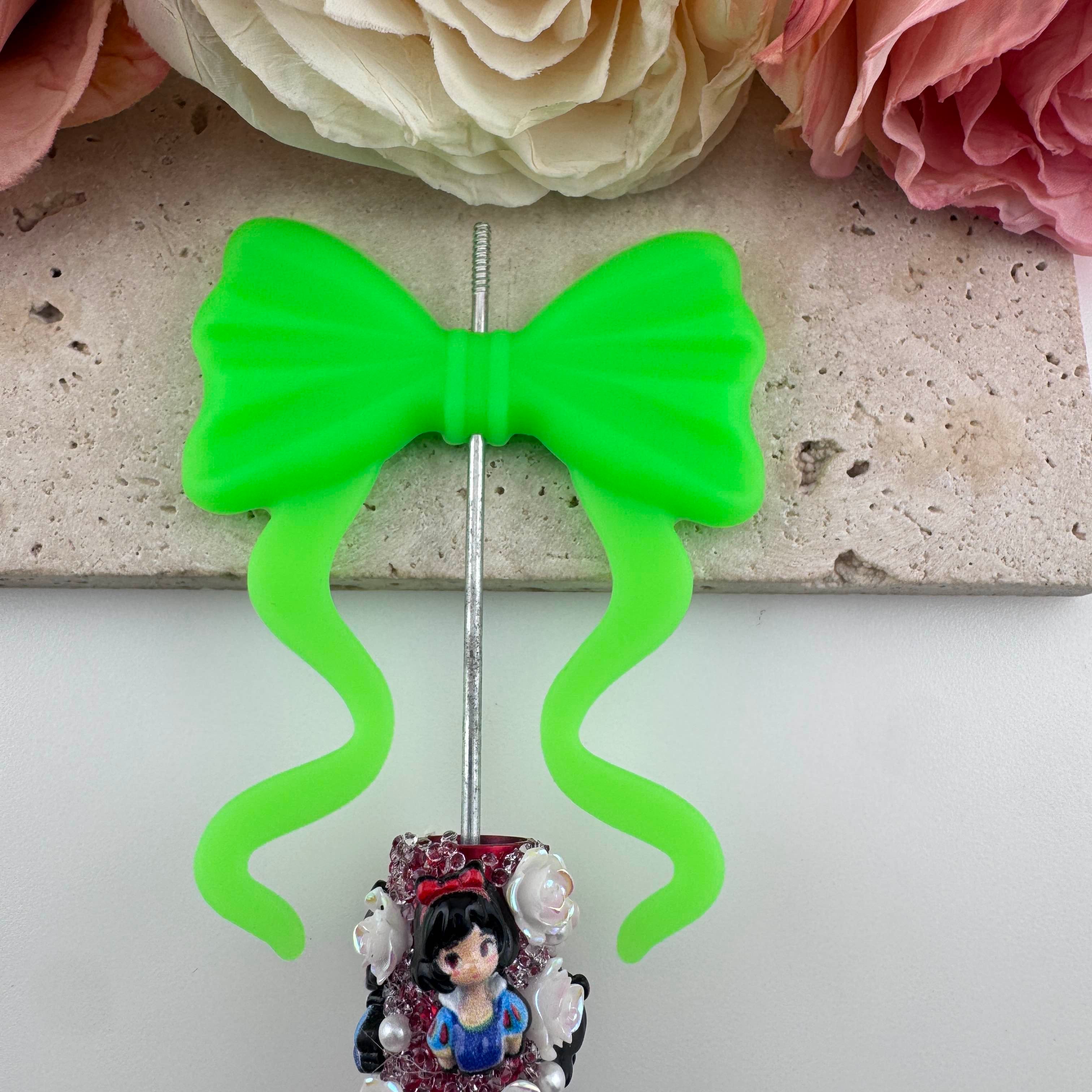 FS19388-About 60×70mm Silicone Bow Beads