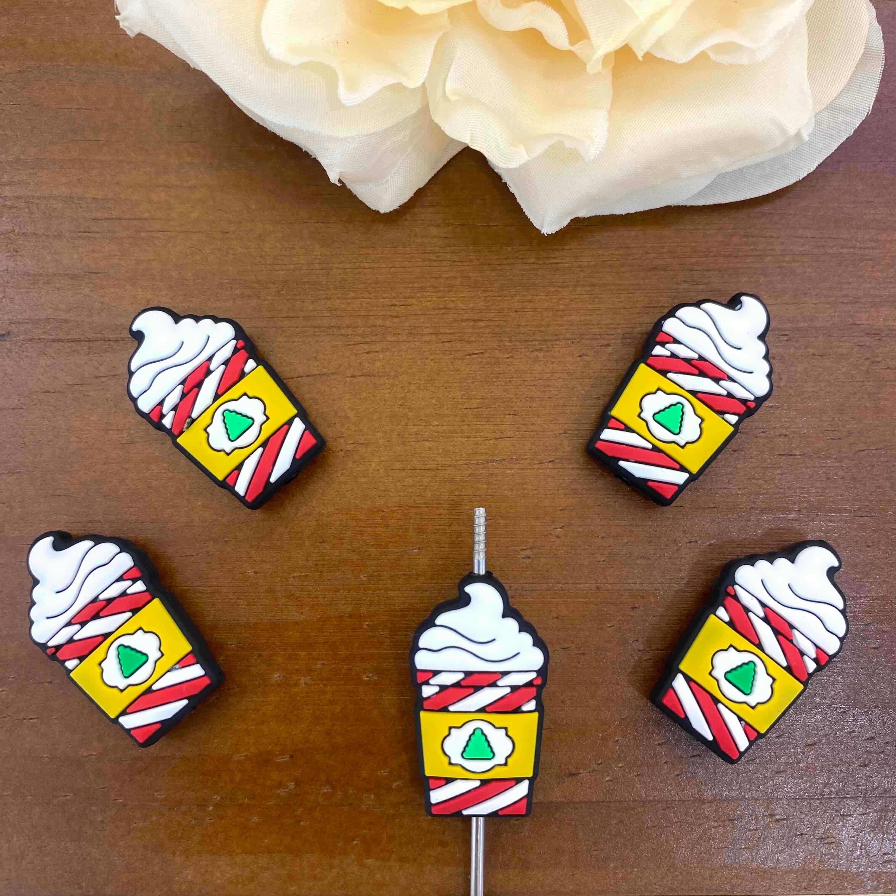 FS20104-Holiday Drink Cup Flat Silicone Focal Beads