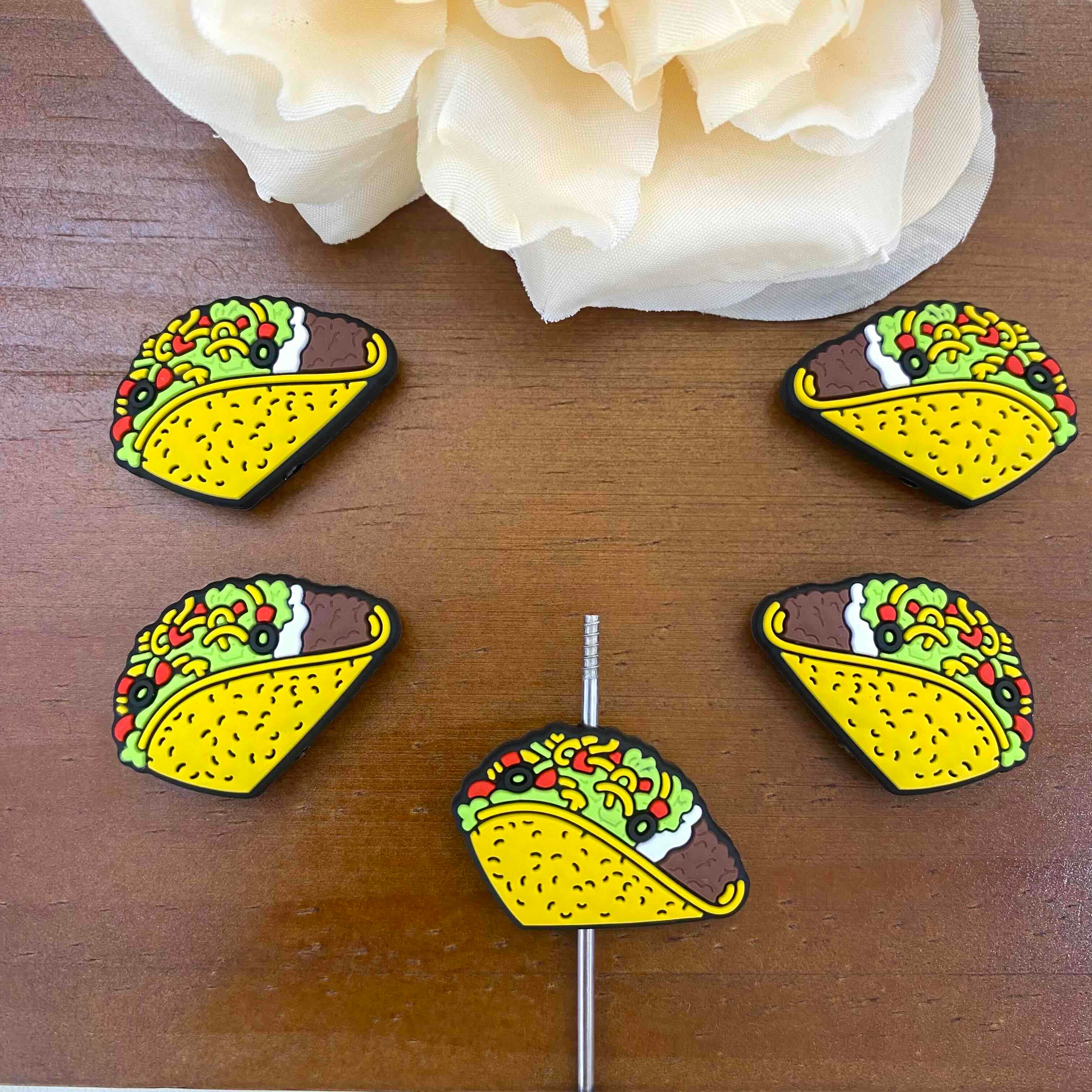 FS20114-Taco Food Flat Silicone Focal Beads