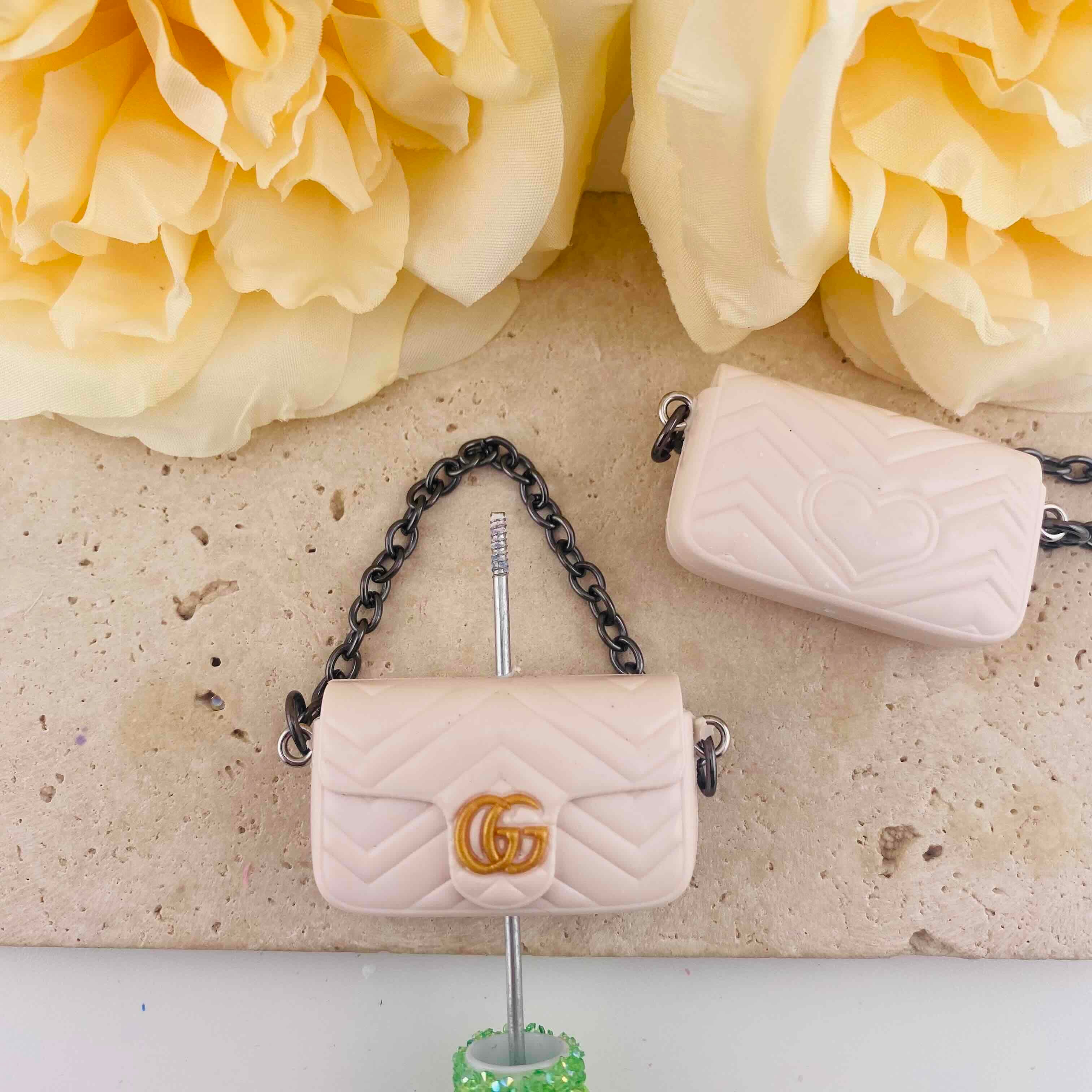 FS3420- About 23*36mm GG Chain Handbag Silicone Beads