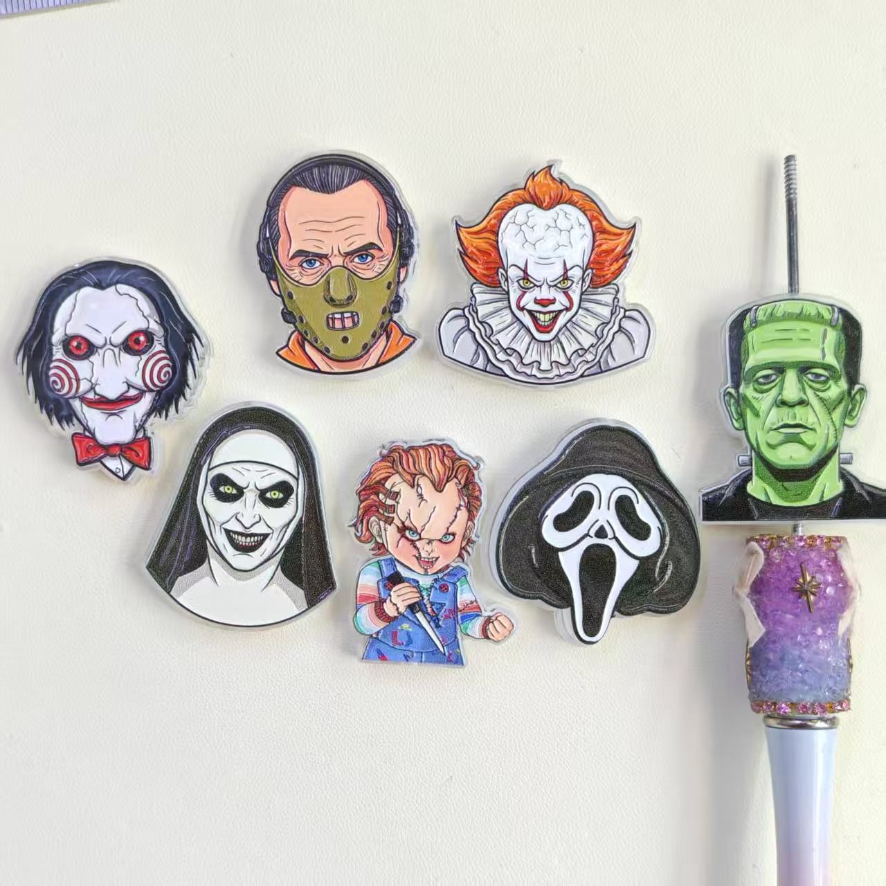 Classic Horror Movie Character Heads Acrylic Focal Beads, Random Mix