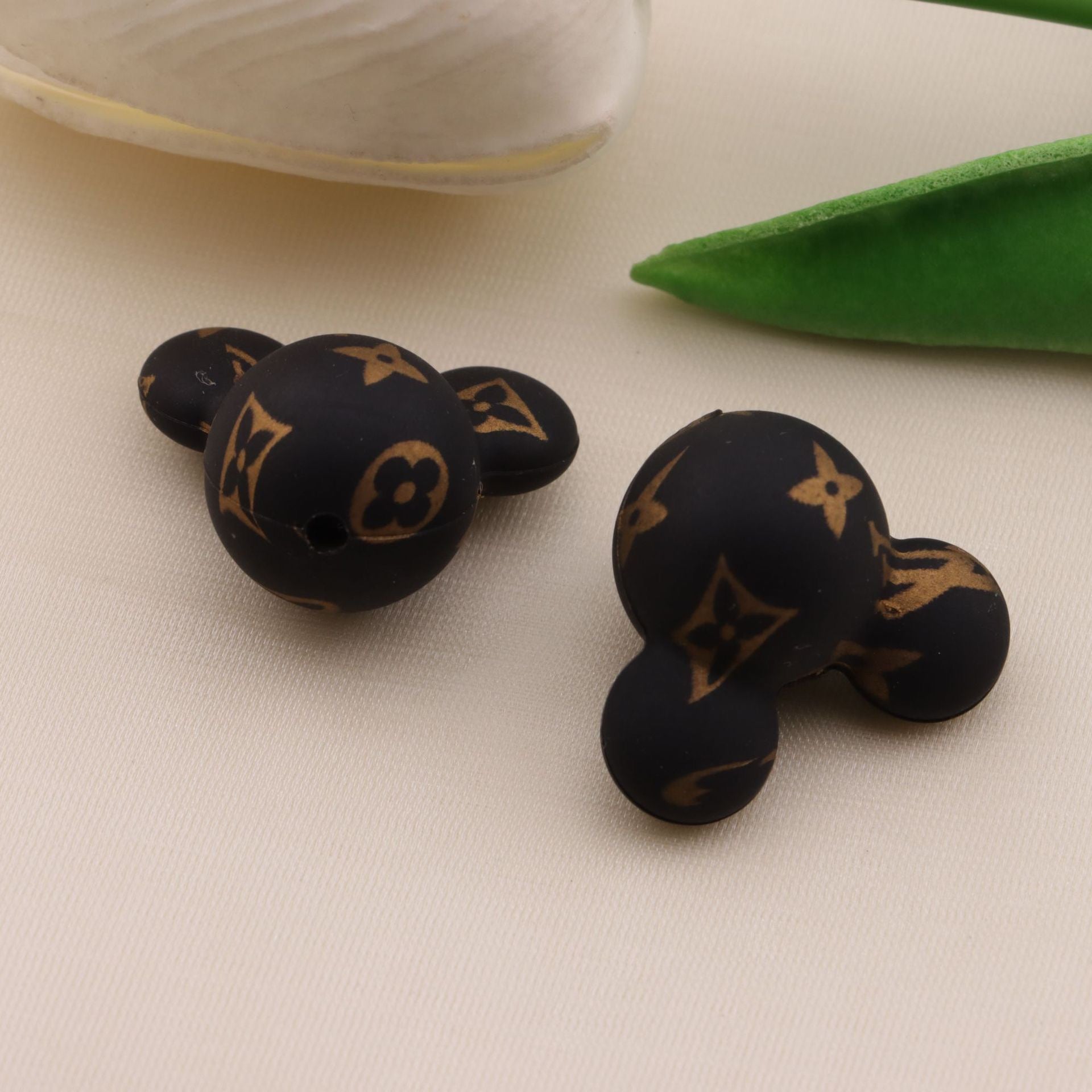 FS1447-About 21mm Mickey Head Printed Silicone Beads