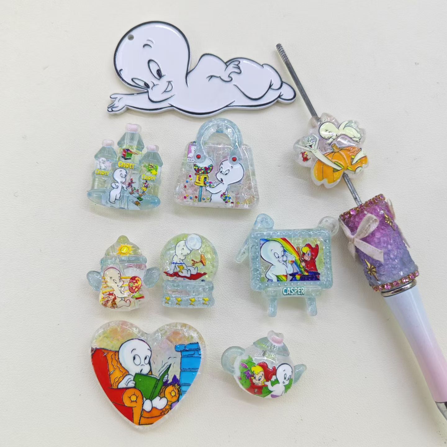 Dreamy Acrylic Beads and Pendants the Friendly Ghost Cartoon Character,Random Mix