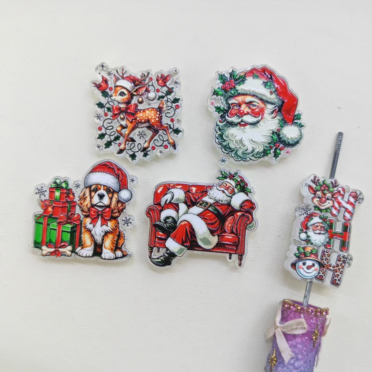 Christmas Series Acrylic Beads Reindeer Santa Claus Gift Box , Random Mix