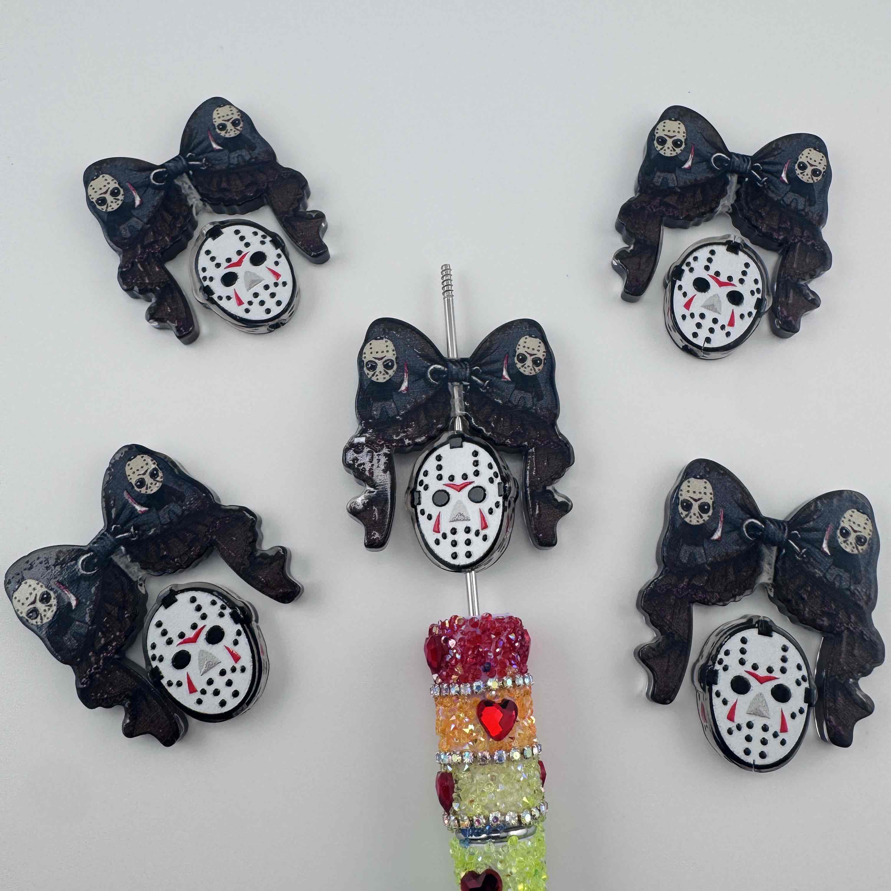 FS20042-Jason Voorhees Horror Lace Bow Acrylic Focal Beads