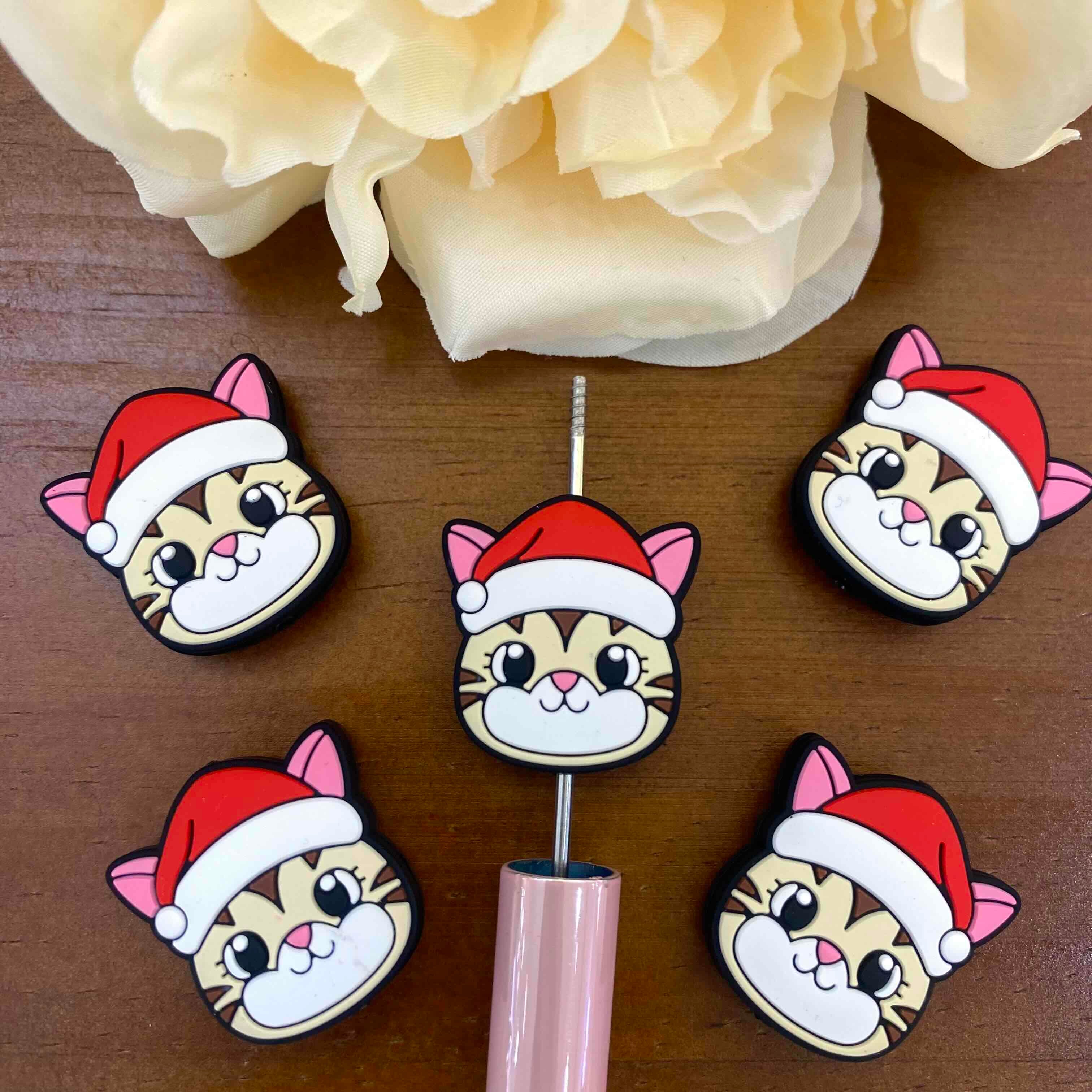FS20193-Chritmas Cat Flat Silicone Focal Beads