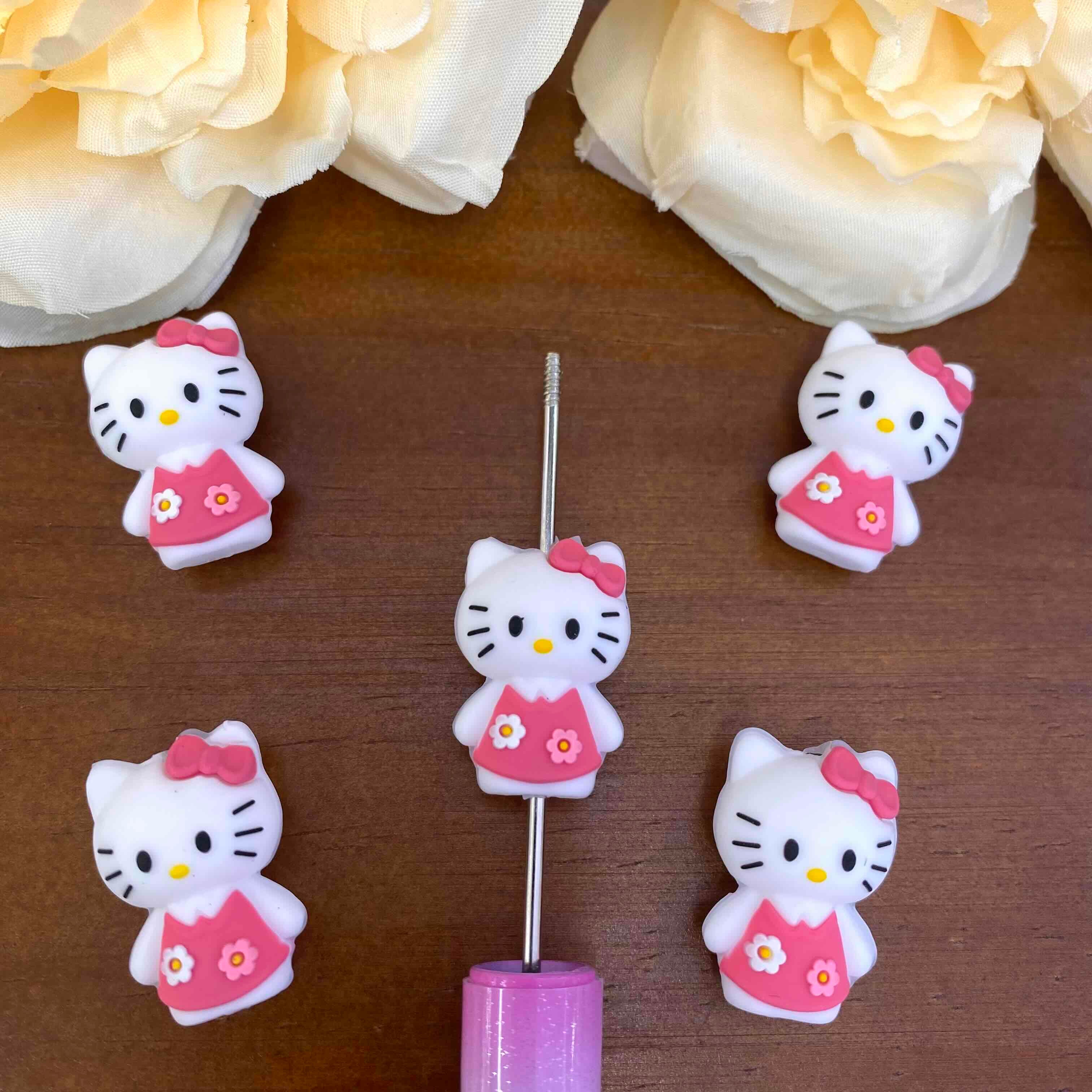 FS20533-3D Hello Kitty Silicone Focal Beads