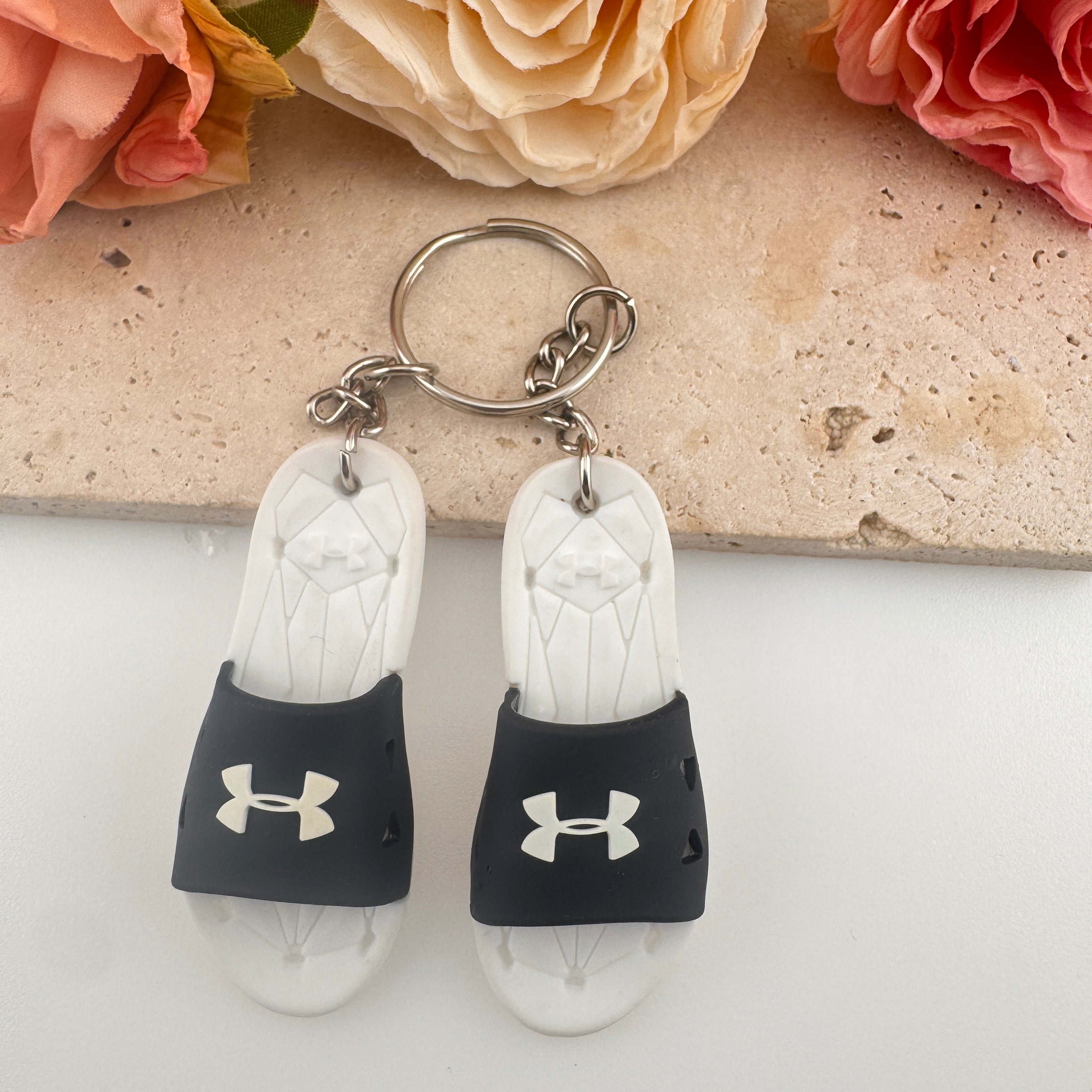 FS19358-Shoes Key Chain As Picture Shows