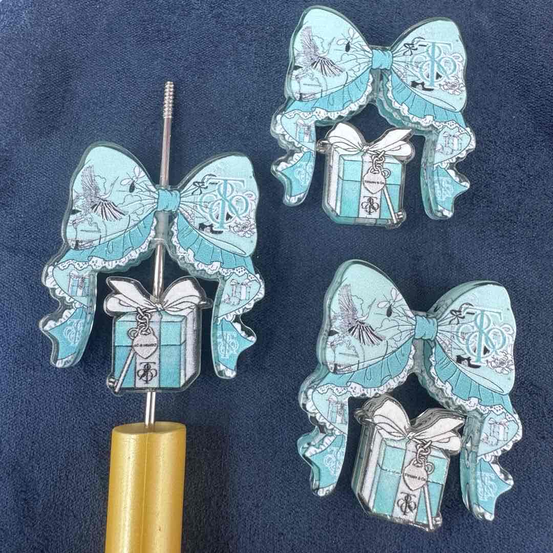 FS20274-Tiffany Blue Gift Box Bow Acrylic Focal Beads