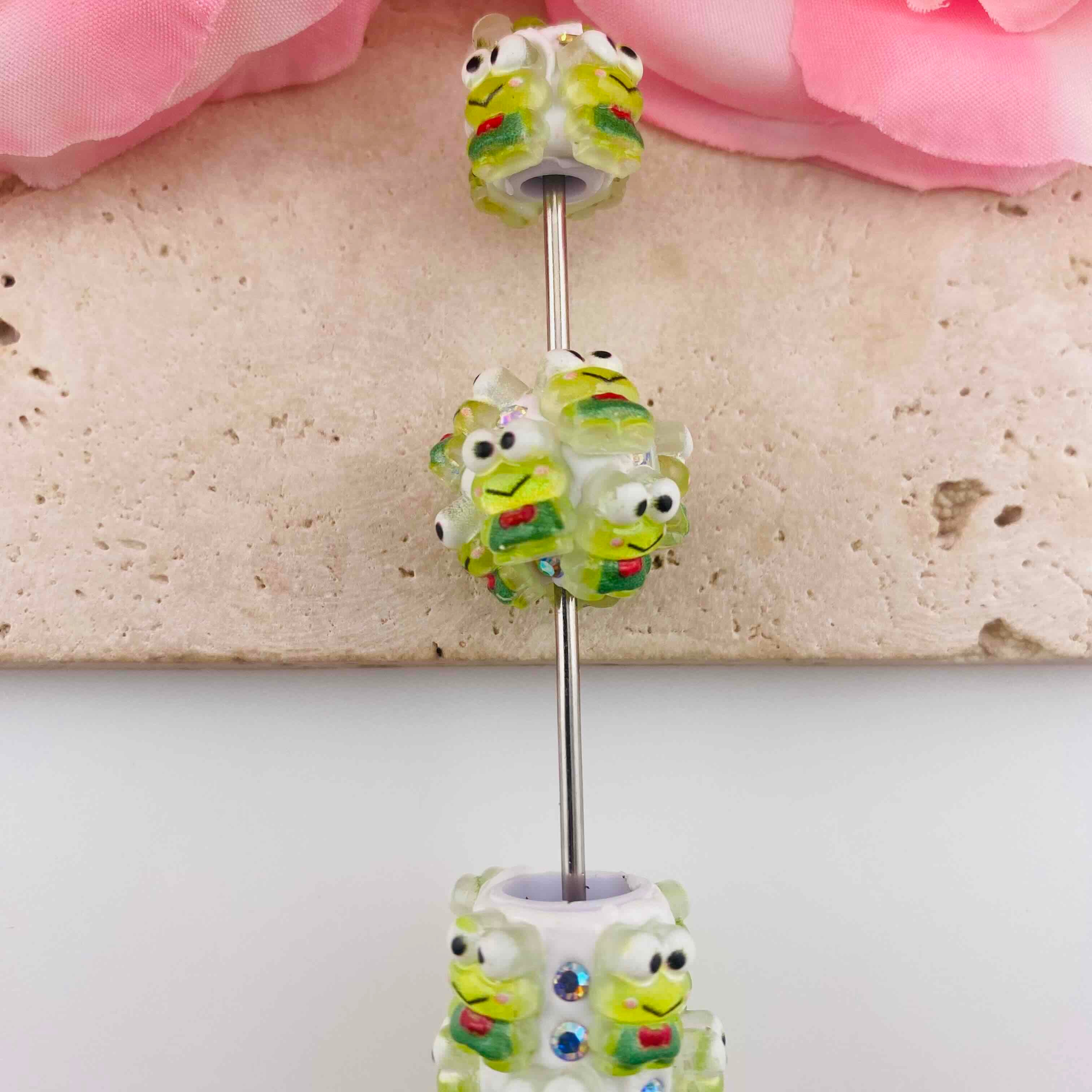 FS19866-About 18*18mm Green Frog Clay Beads