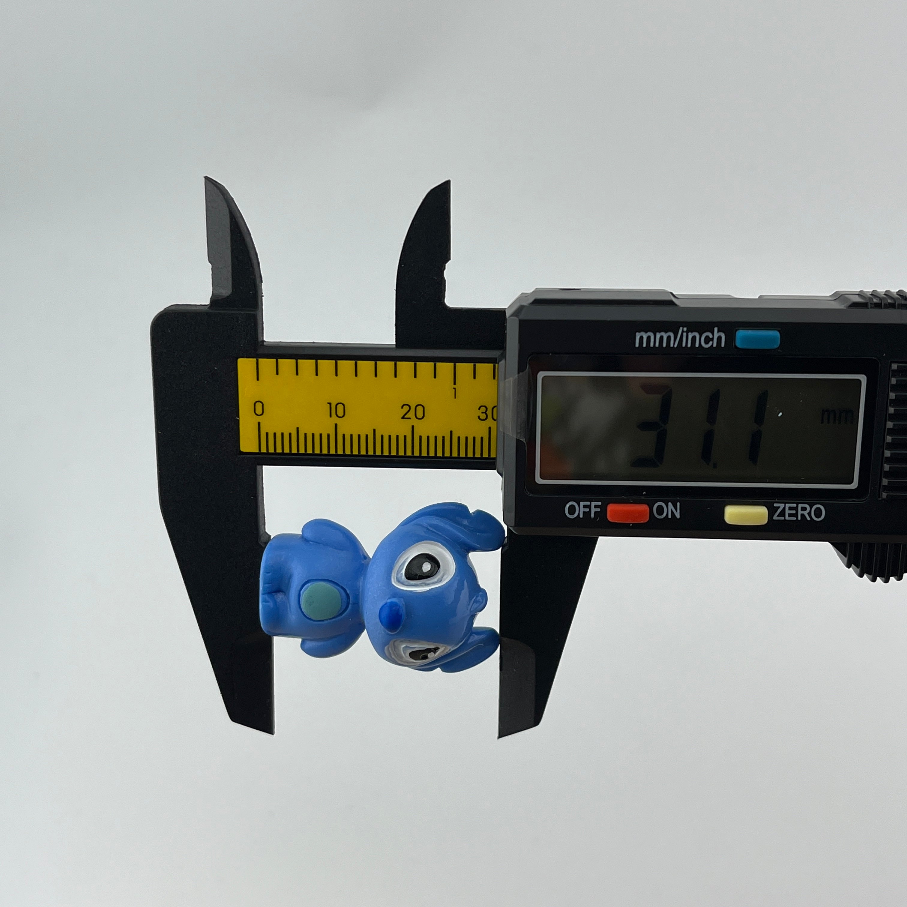 FS1629-31MM Stitch Resin Pen Topper