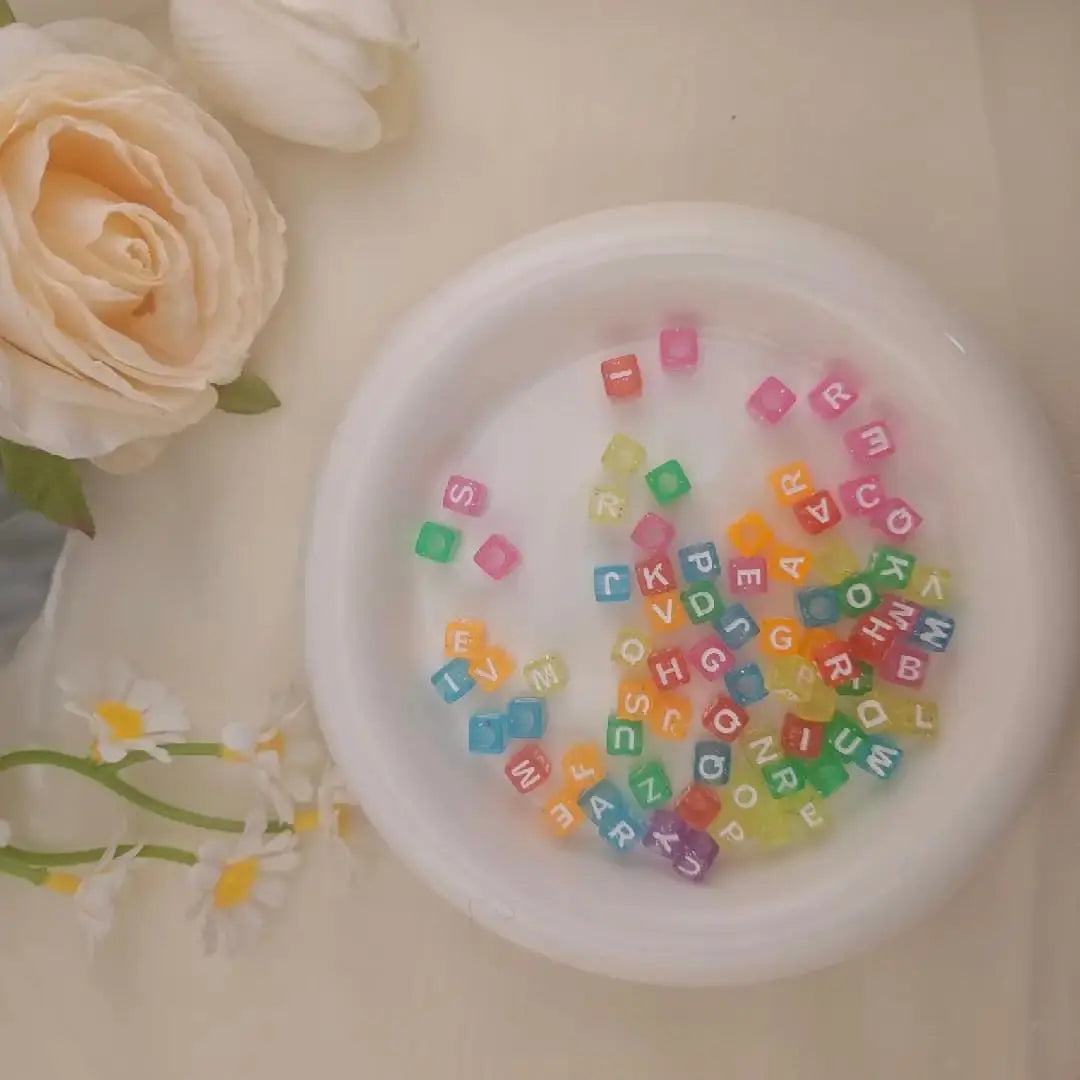 6*6MM Square Transparent Silver English Letter Acrylic Beads for DIY Jewellery Making (Necklaces and Bracelets) Zoe DIY Wholesale