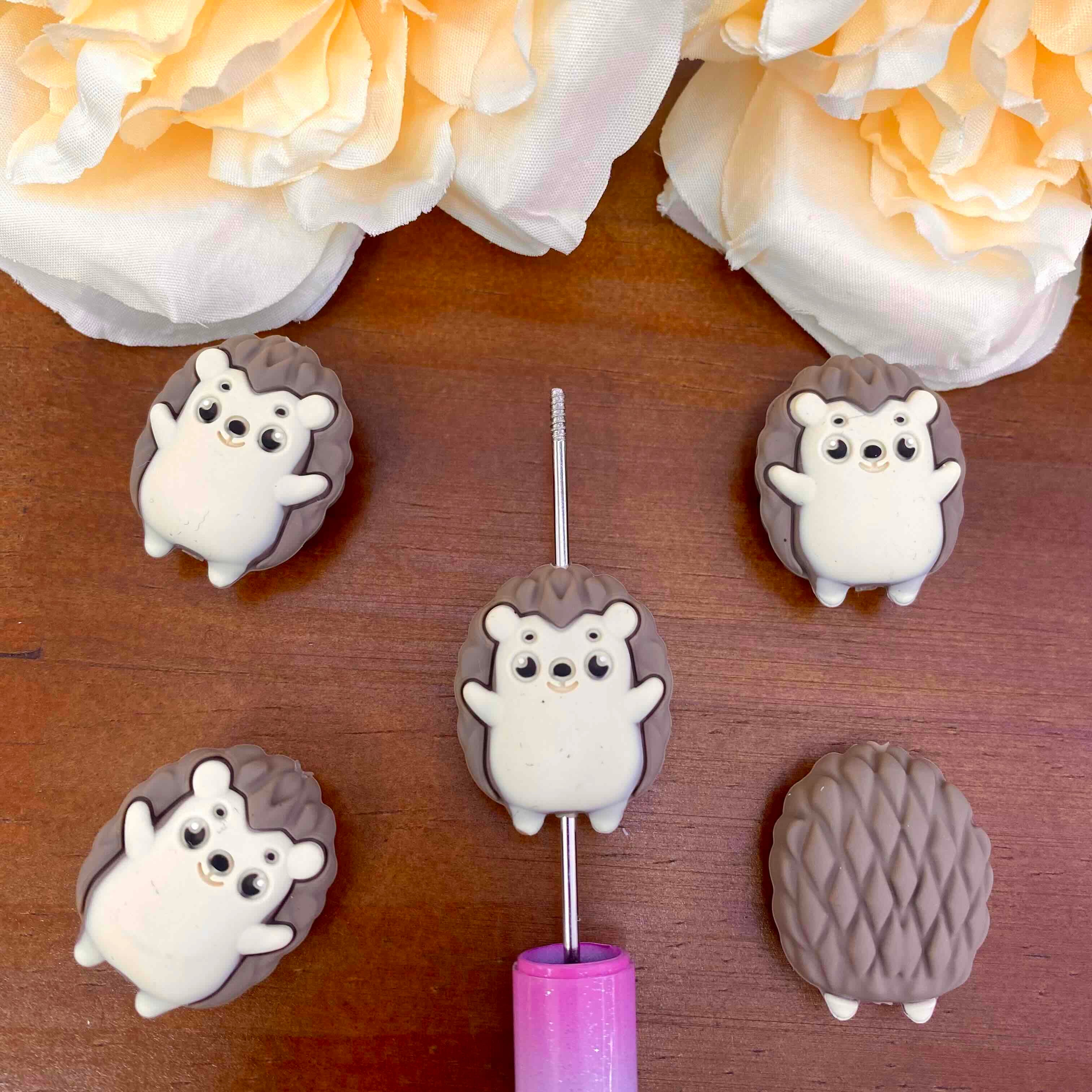 FS20535-3D Hedgehog Silicone Focal Beads