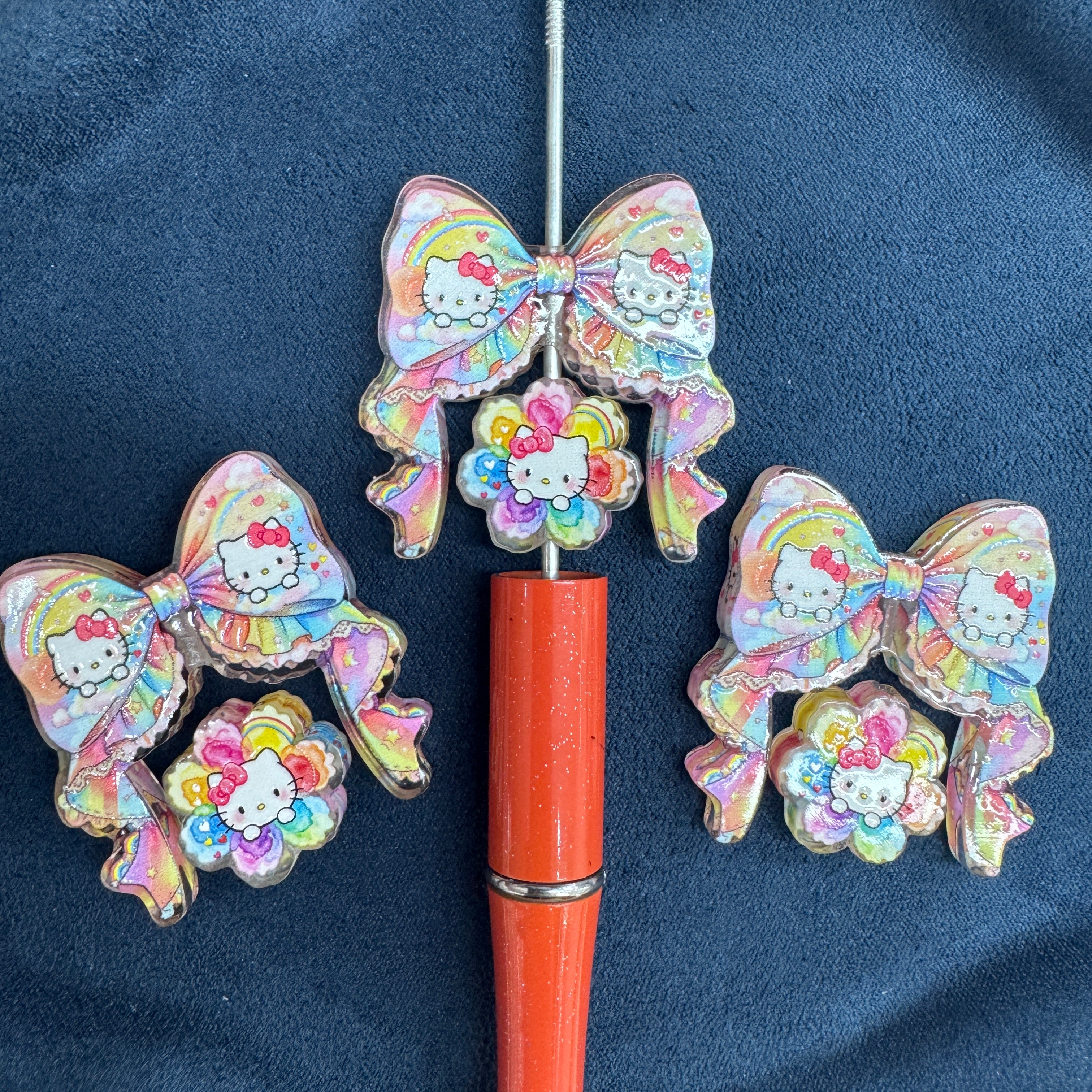 Hello Kitty Acrylic Bow Beads