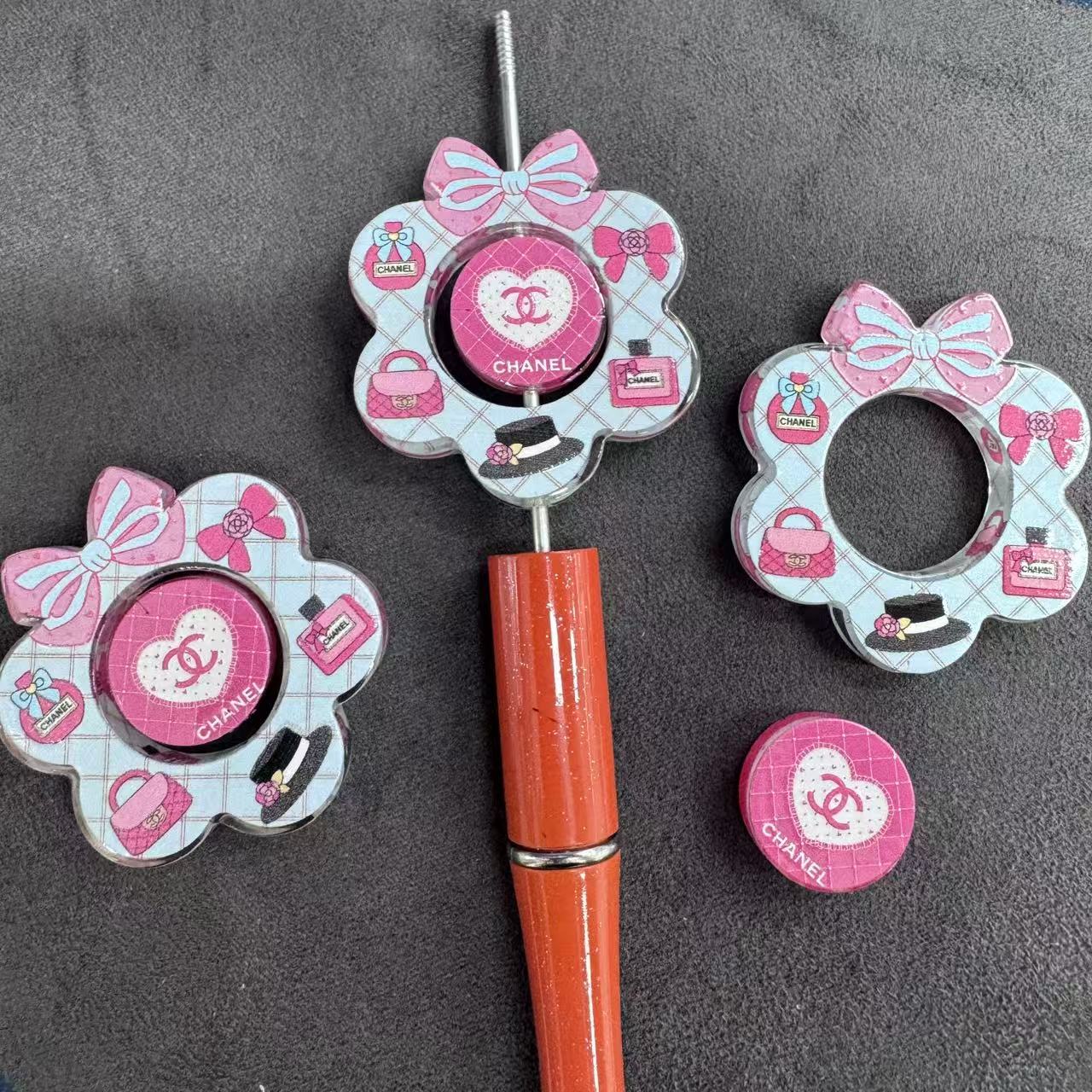 cc Acrylic Bow Beads